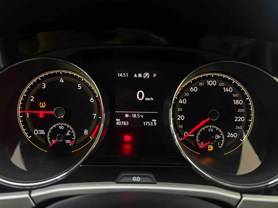 Volkswagen Touran L 2021 г. 40080 км. — фото 6