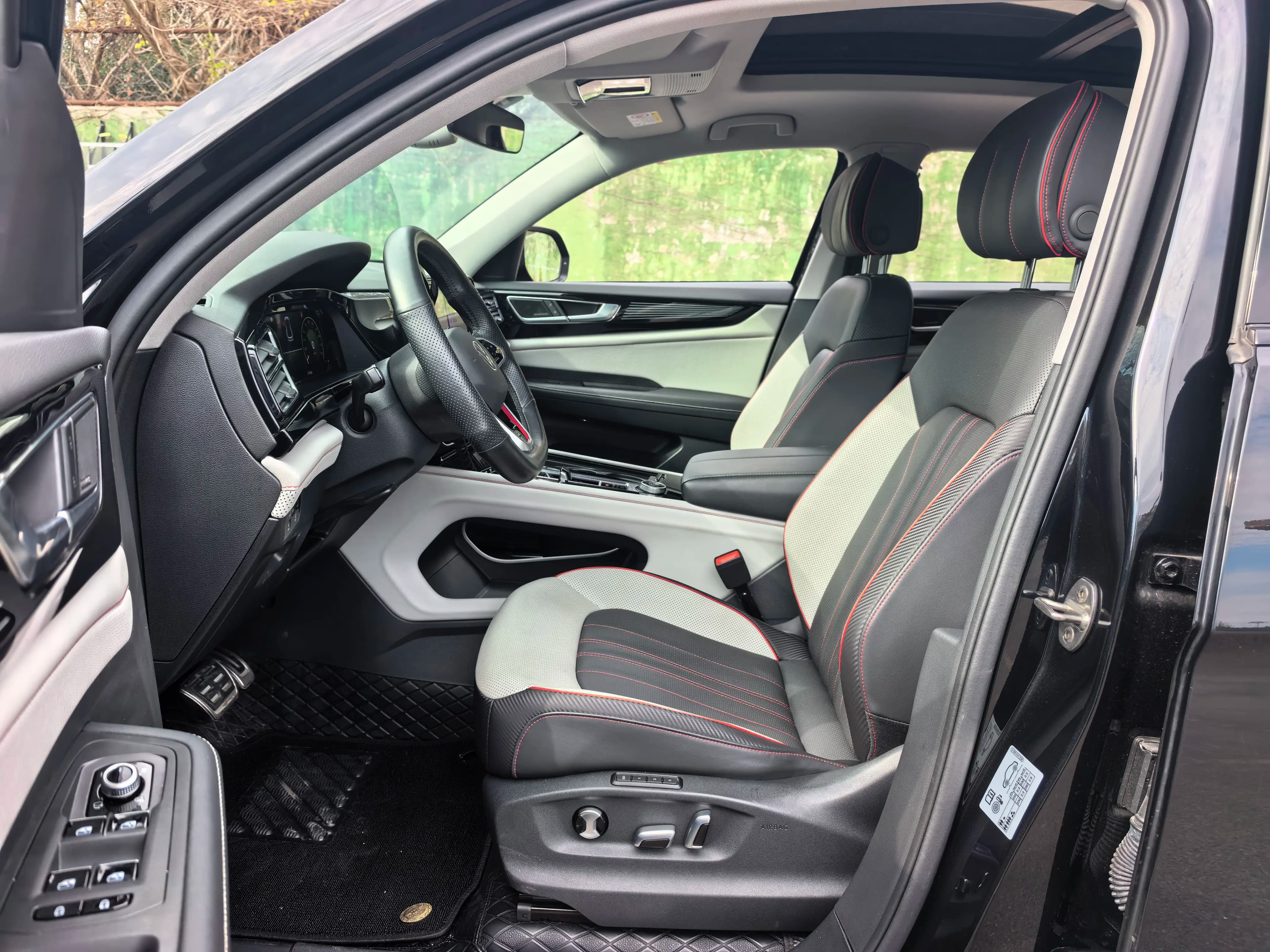 Volkswagen Teramont 2023 г. 31450 км. — фото 17