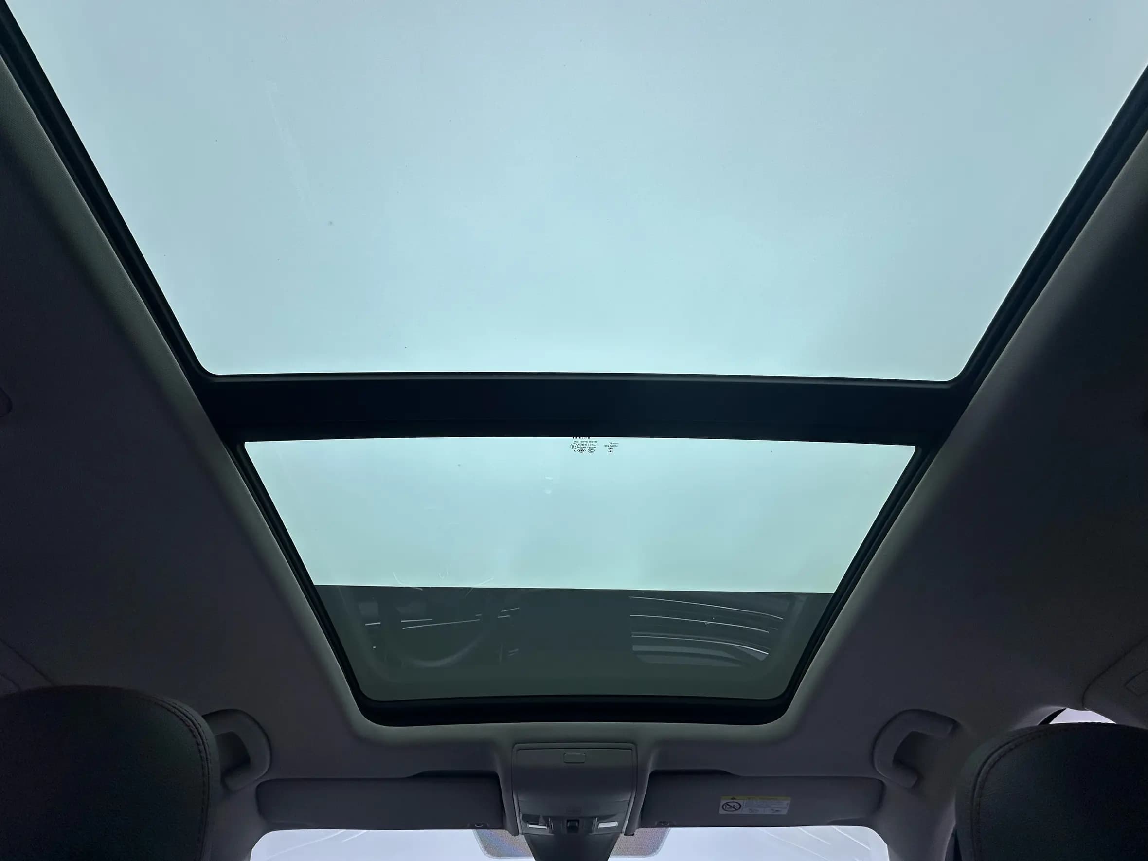 Volkswagen Tiguan L 2022 г. 58439 км. — фото 17
