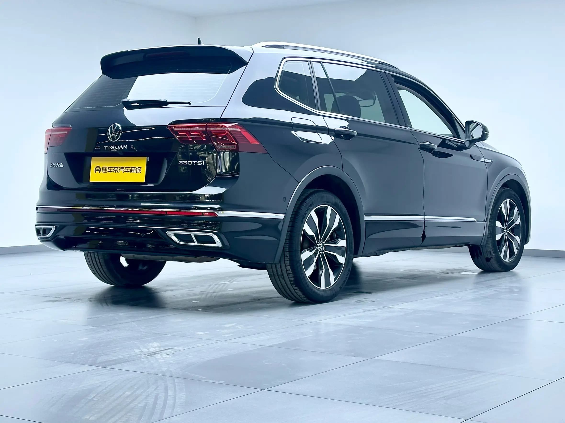 Volkswagen Tiguan L 2022 г. 58439 км. — фото 7