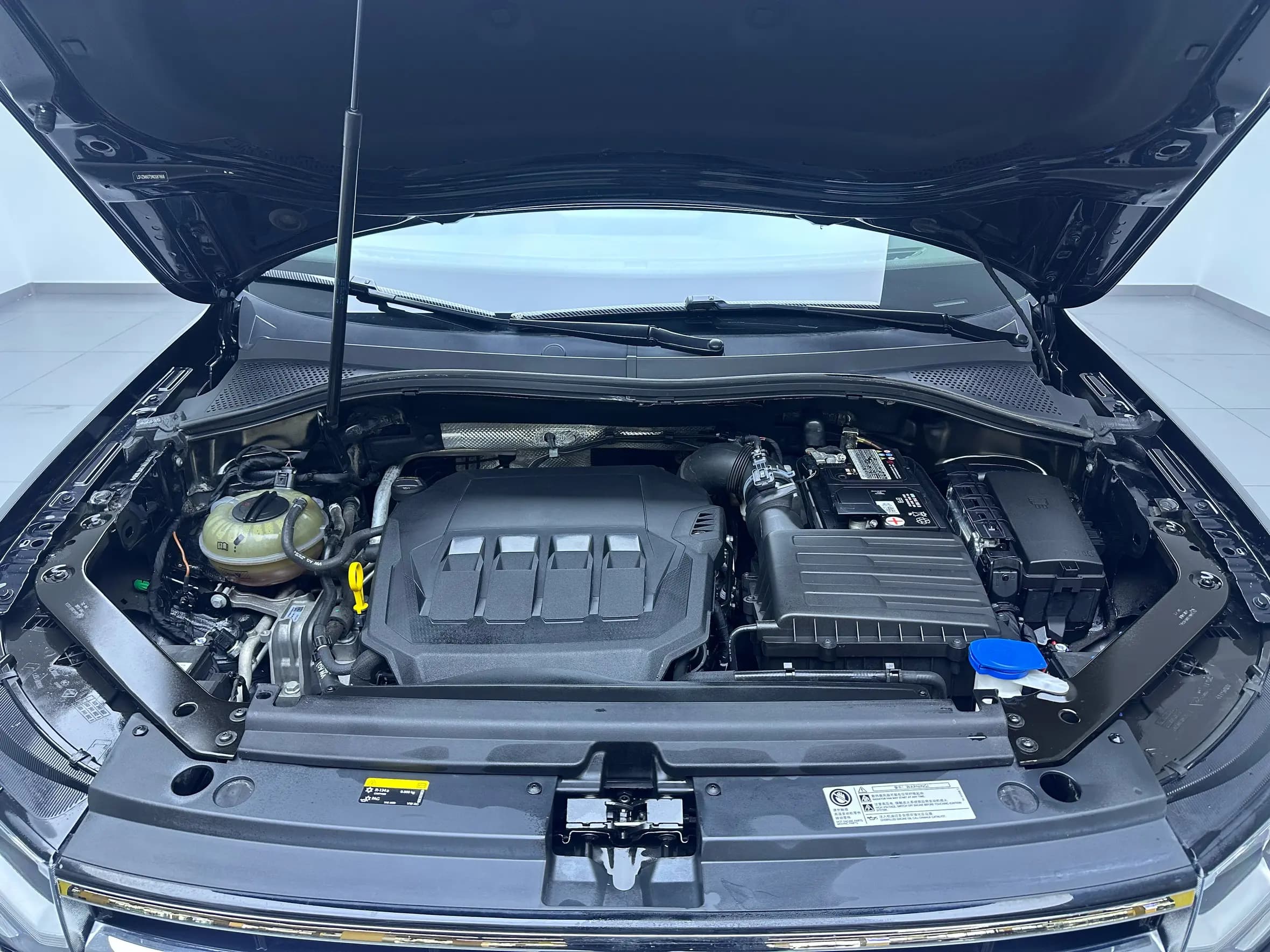 Volkswagen Tiguan L 2022 г. 58439 км. — фото 9