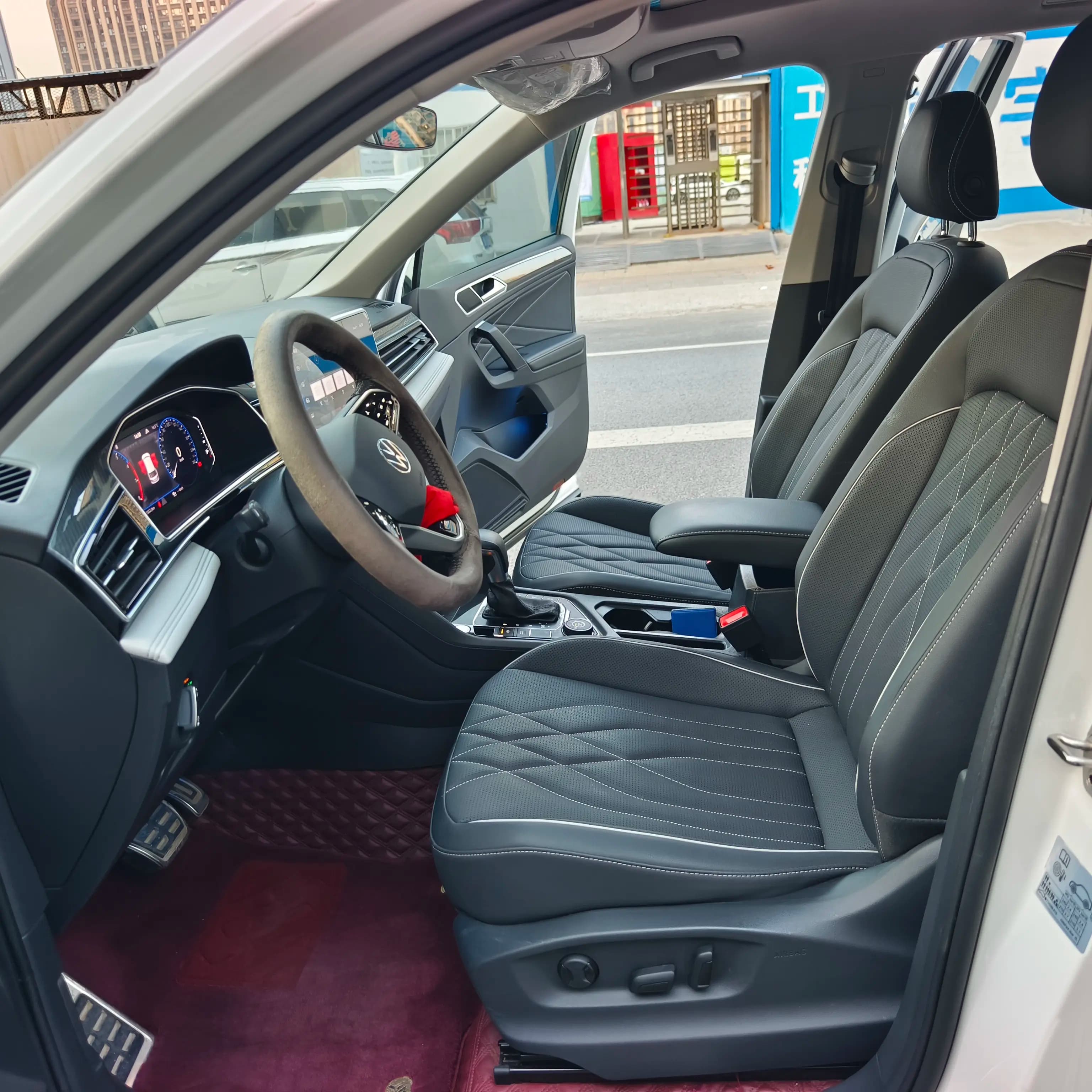 Volkswagen Tiguan L 2022 г. 52041 км. — фото 9
