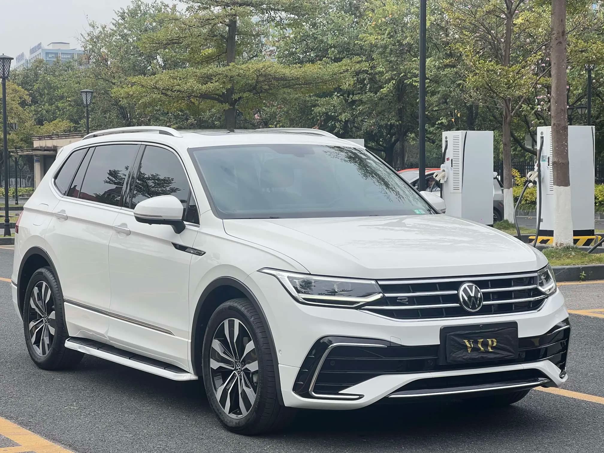 Volkswagen Tiguan L 2022 г. 48042 км. — фото 2