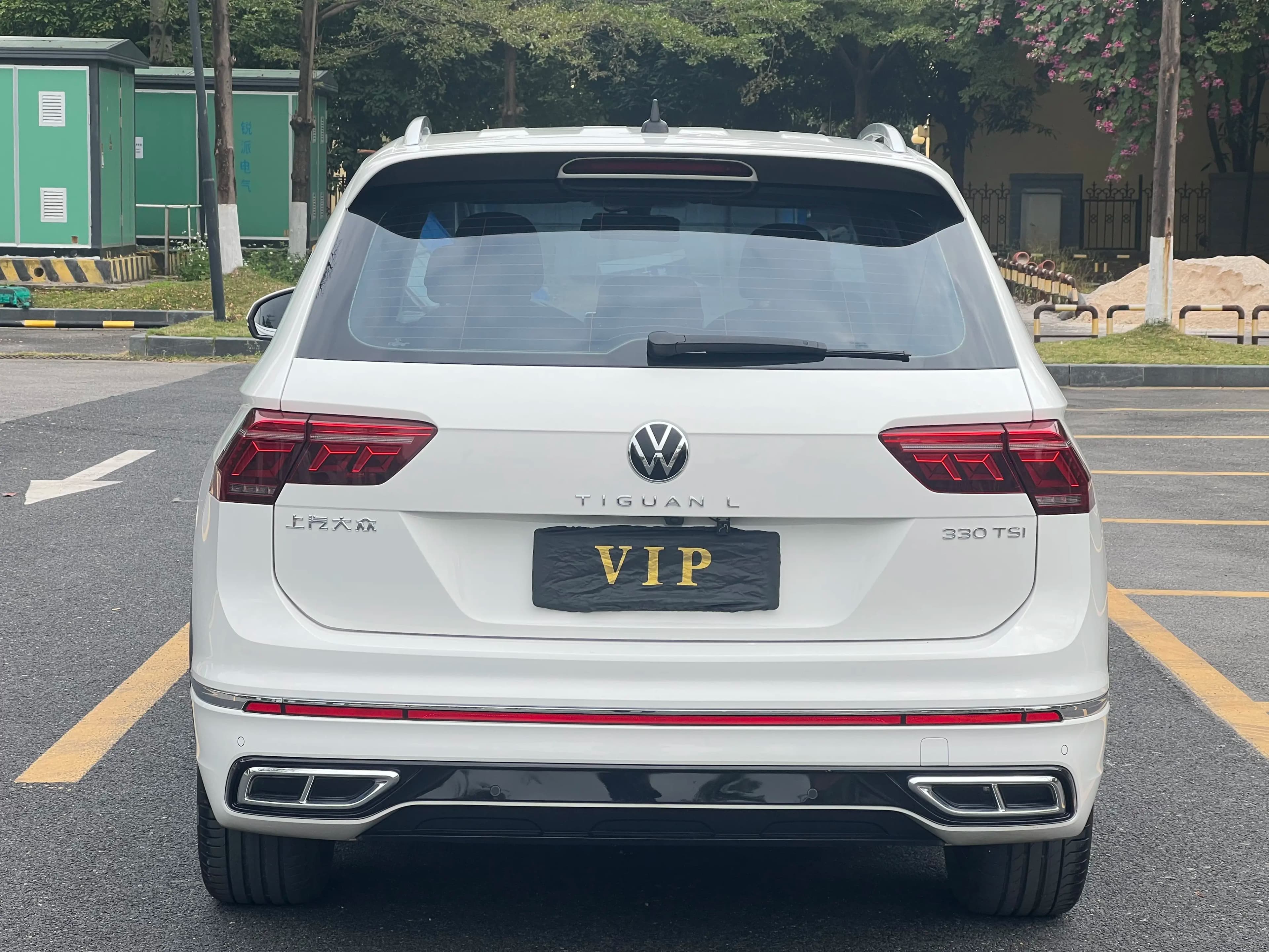 Volkswagen Tiguan L 2022 г. 48042 км. — фото 3