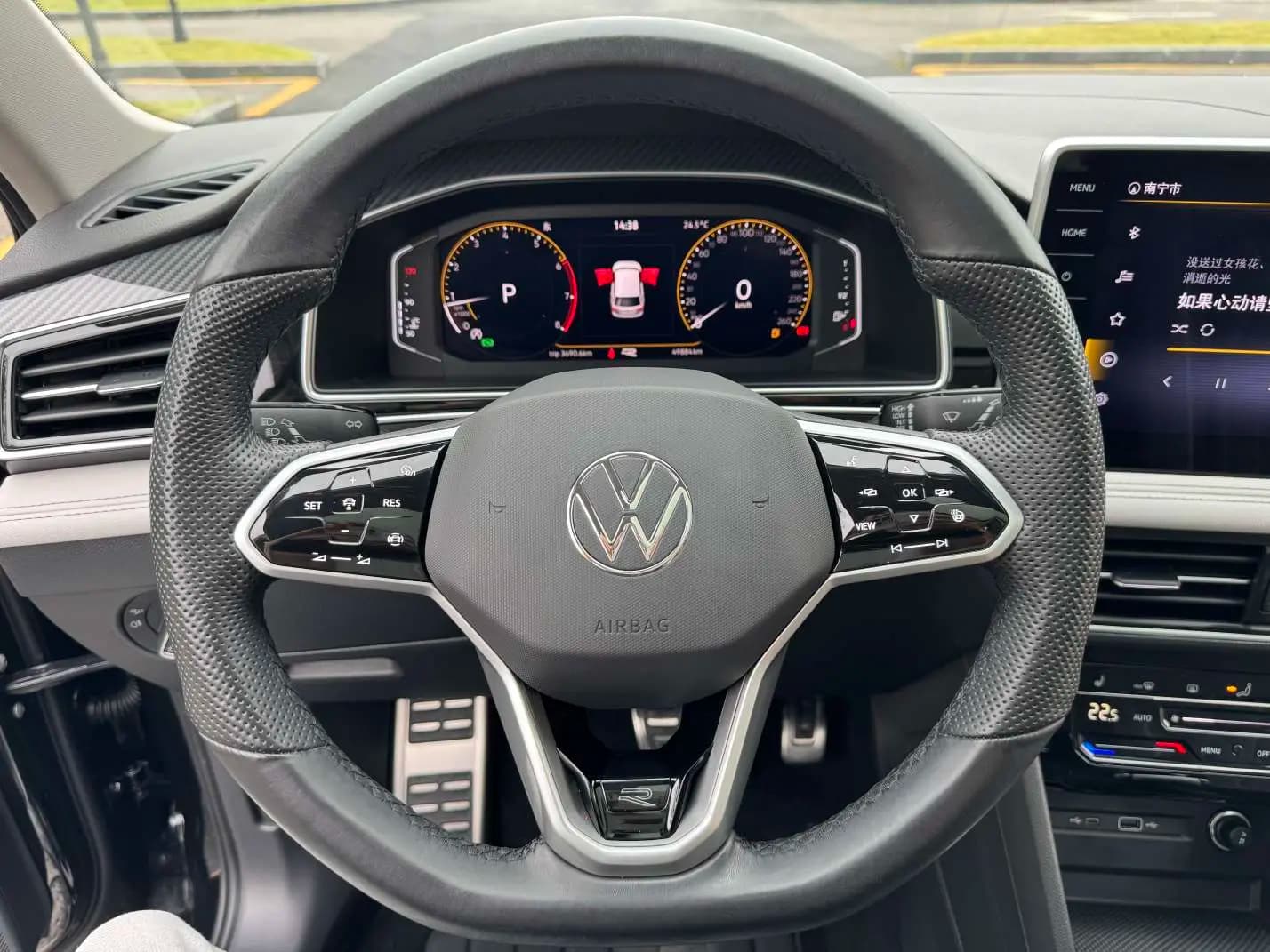 Volkswagen Tiguan L 2022 г. 49043 км. — фото 14