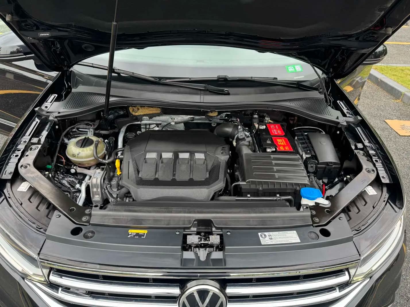 Volkswagen Tiguan L 2022 г. 49043 км. — фото 6