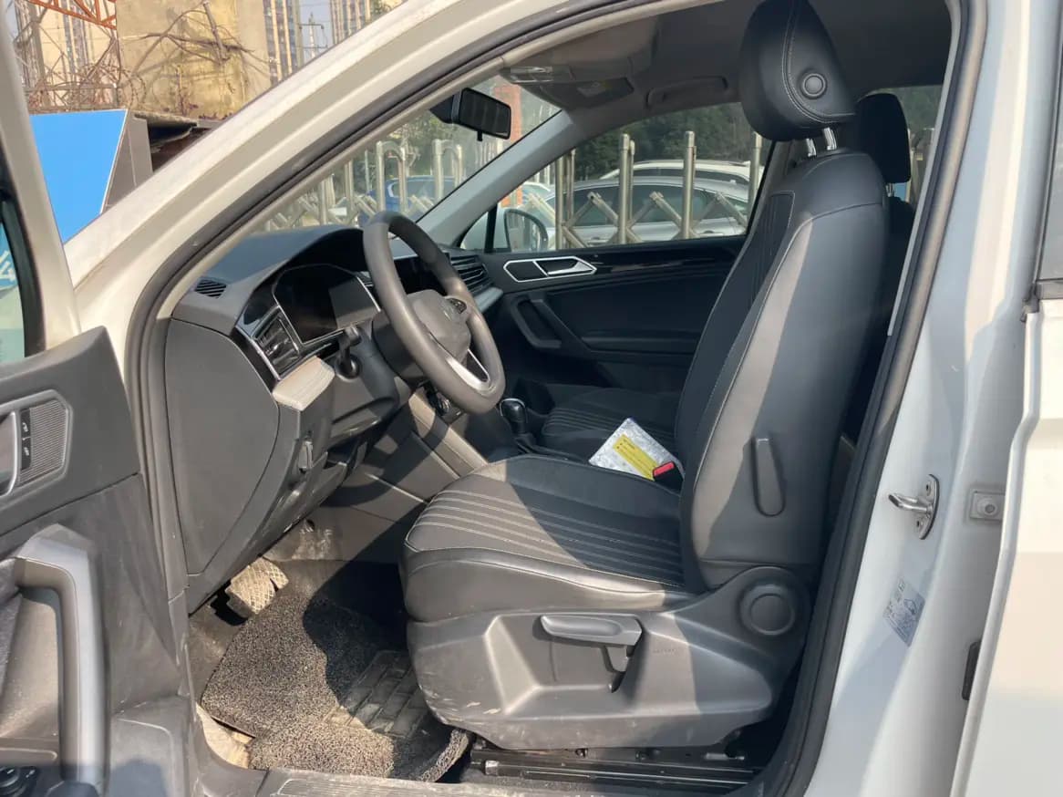 Volkswagen Tiguan L 2022 г. 100045 км. — фото 11