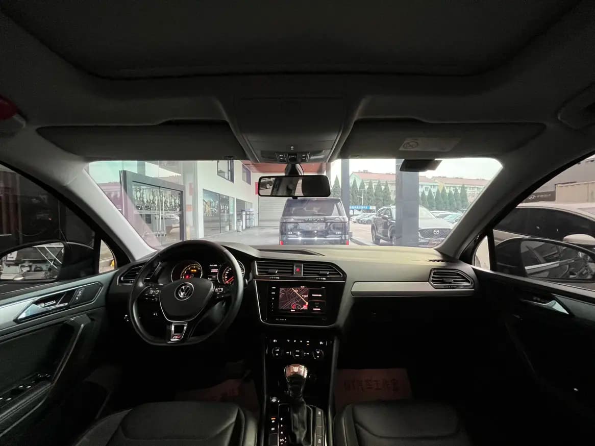 Volkswagen Tiguan L 2021 г. 75046 км. — фото 5