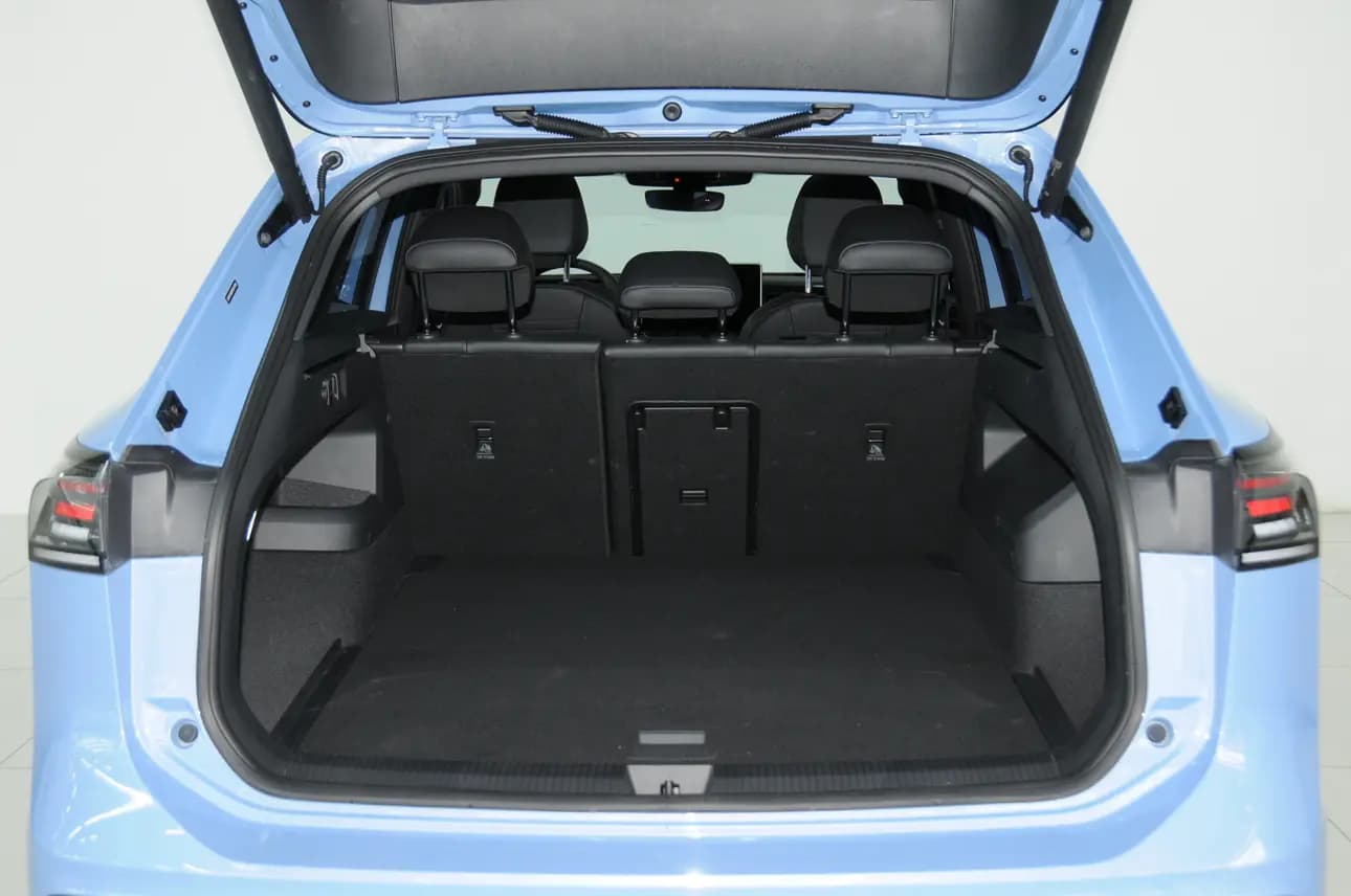Volkswagen Tiguan L 2024 г. 6047 км. — фото 13