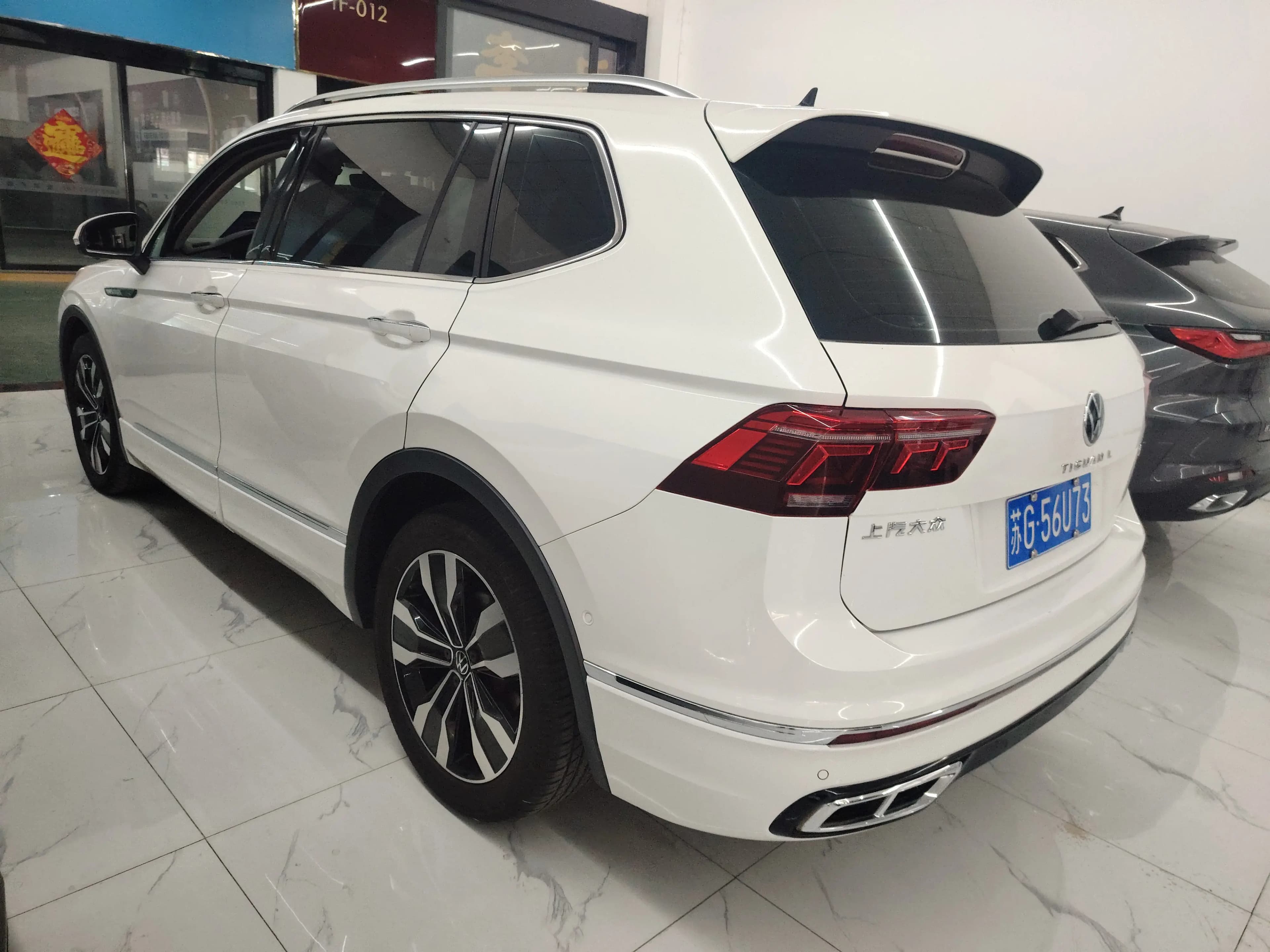 Volkswagen Tiguan L 2022 г. 91048 км. — фото 4
