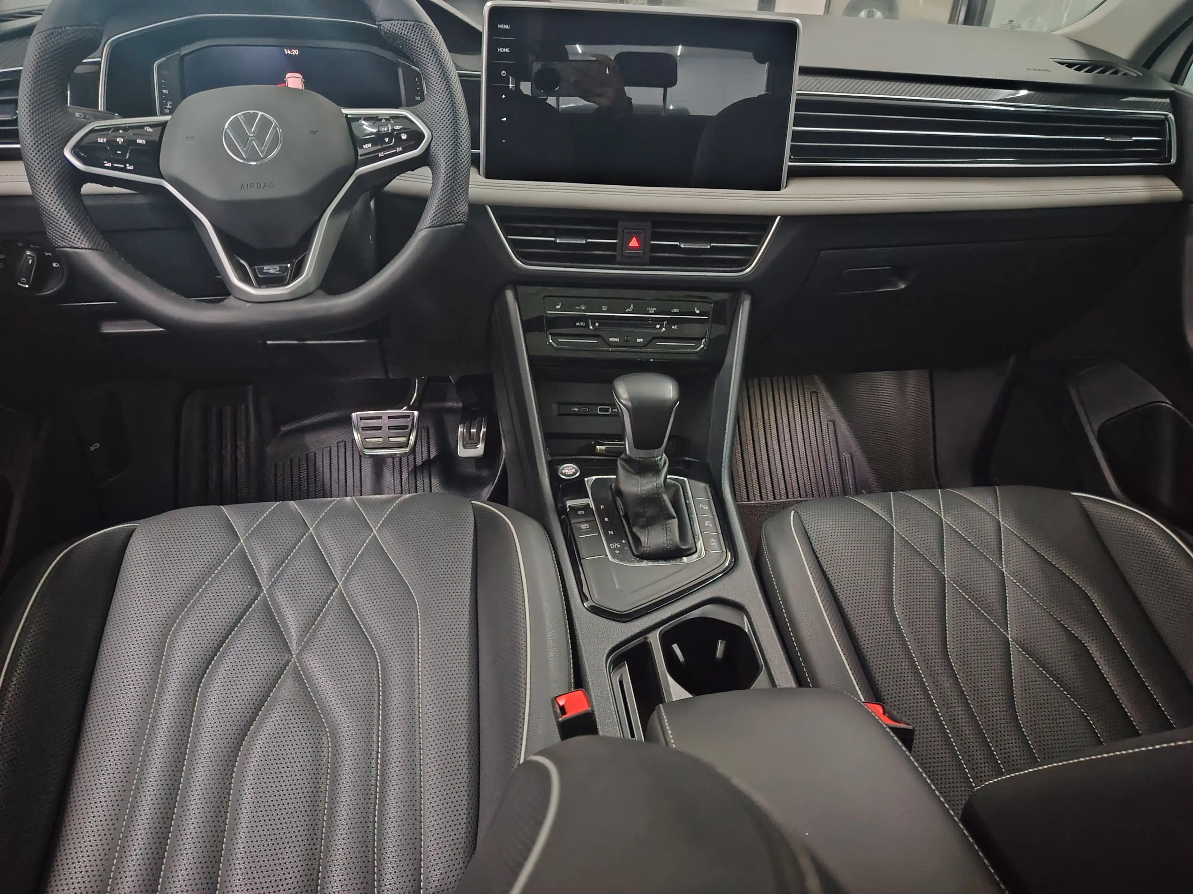 Volkswagen Tiguan L 2022 г. 91048 км. — фото 7