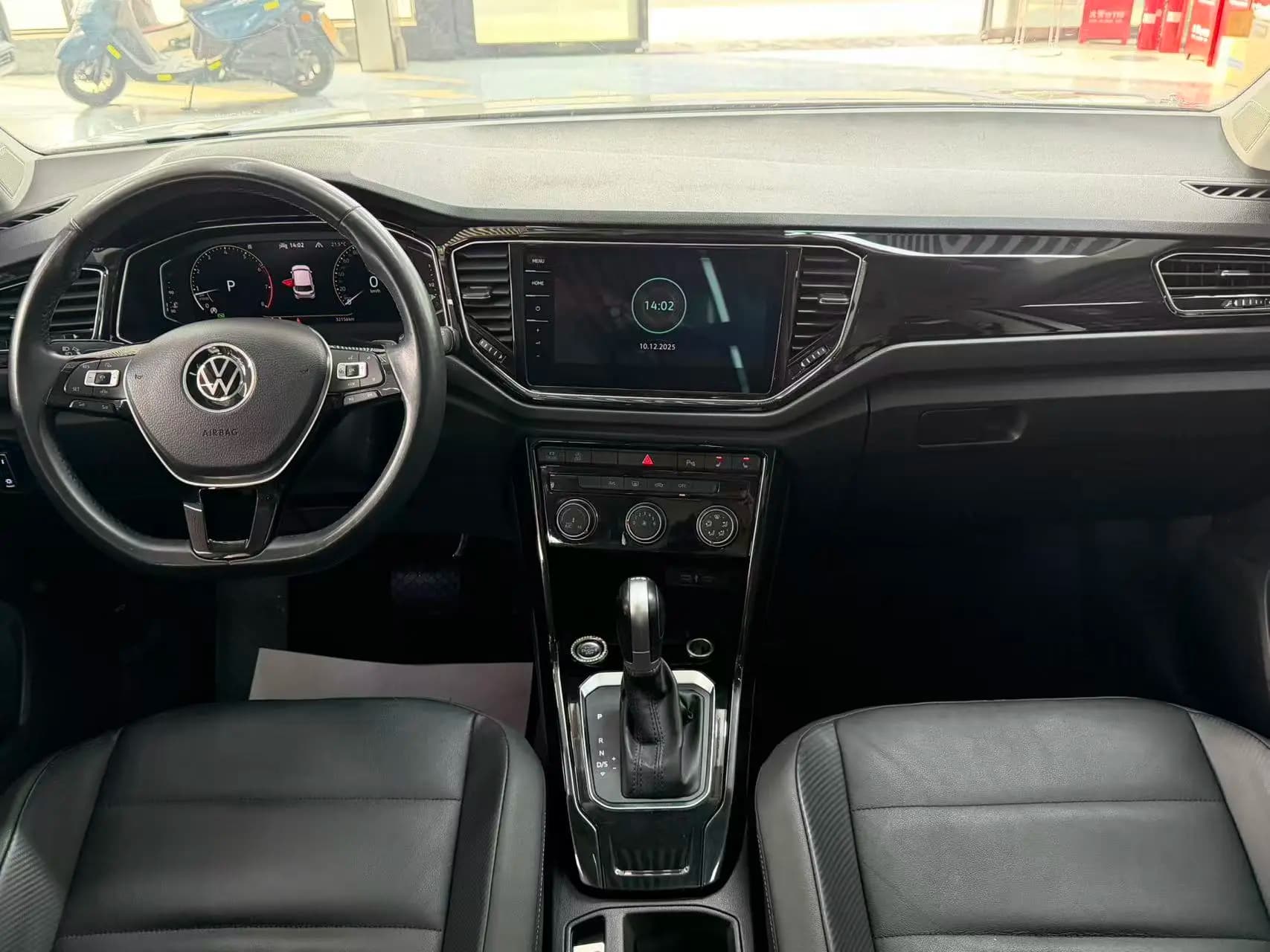 Volkswagen T-Roc 2022 г. 32040 км. — фото 6