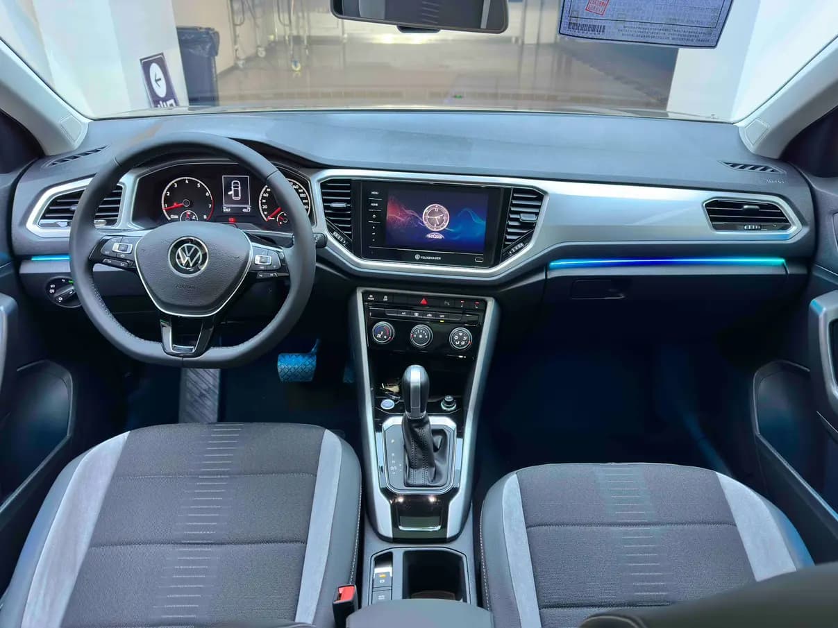 Volkswagen T-Roc 2023 г. 6201 км. — фото 11
