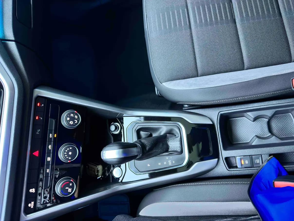 Volkswagen T-Roc 2023 г. 6201 км. — фото 14