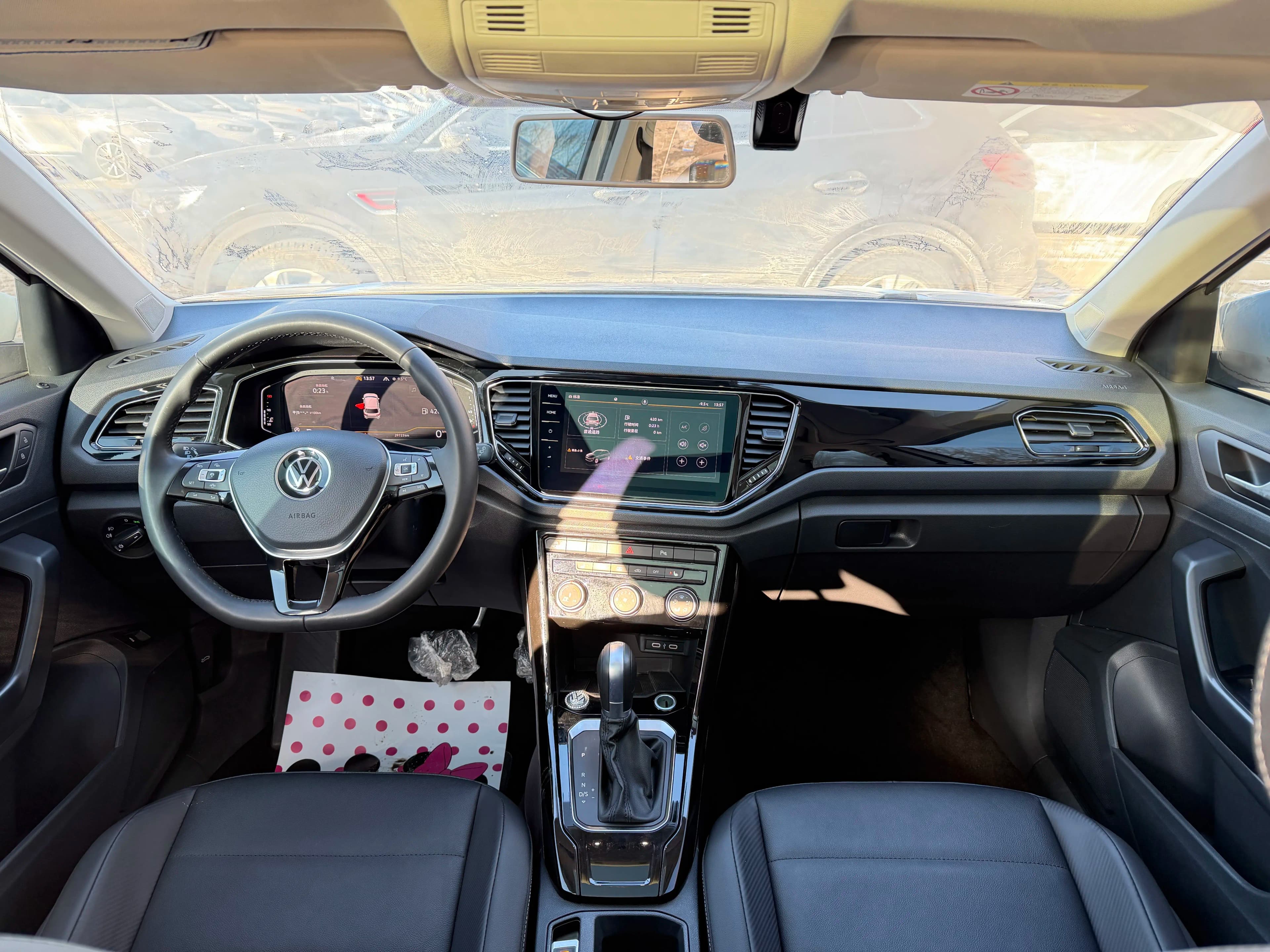 Volkswagen T-Roc 2022 г. 29003 км. — фото 13