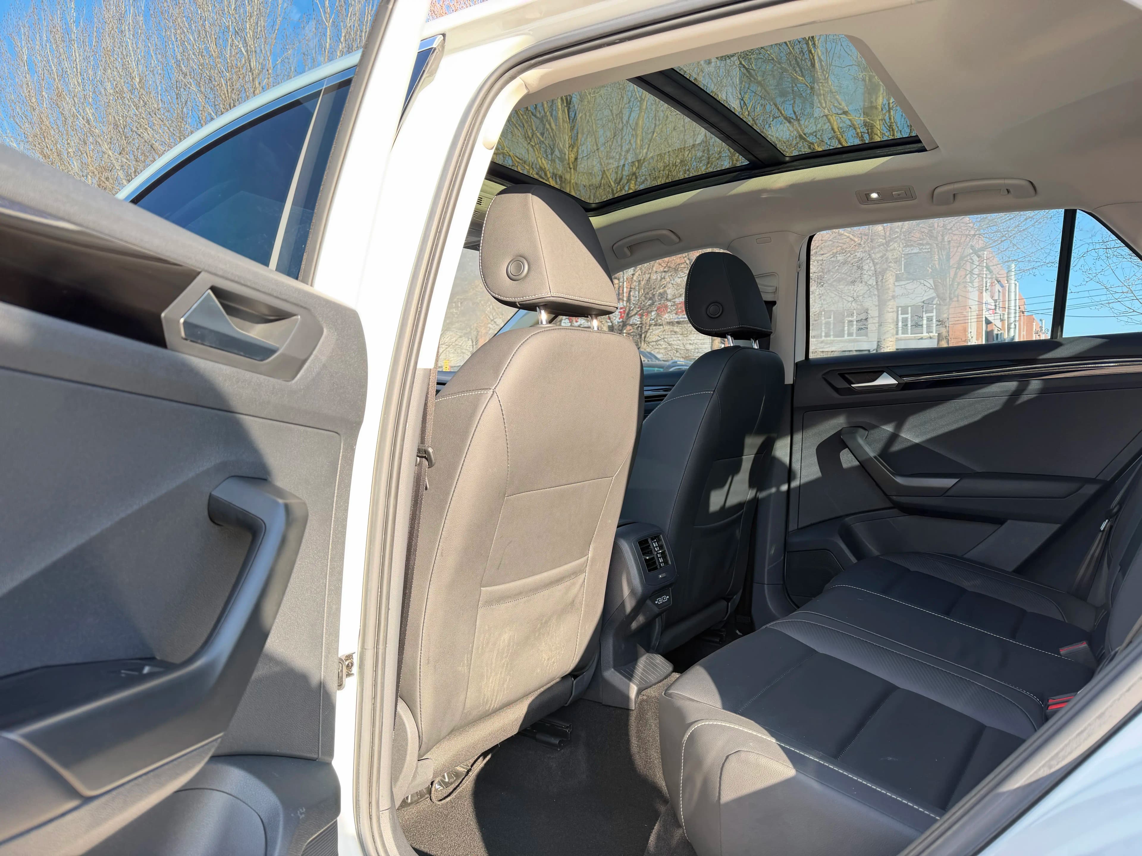 Volkswagen T-Roc 2022 г. 29003 км. — фото 19