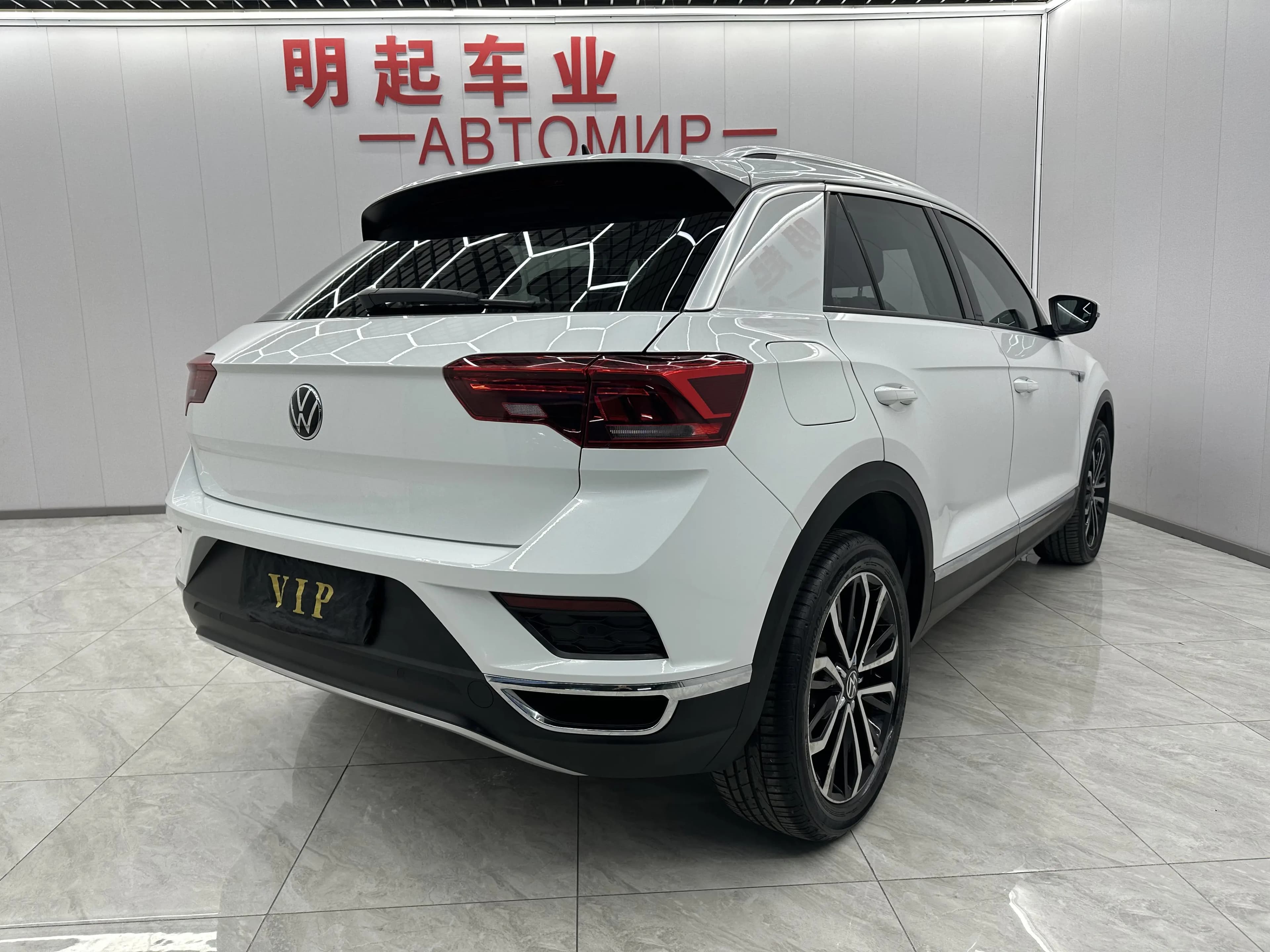 Volkswagen T-Roc 2023 г. 58004 км. — фото 6