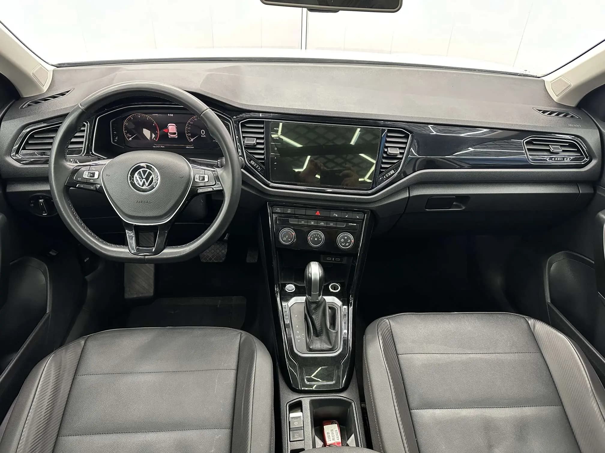 Volkswagen T-Roc 2023 г. 58004 км. — фото 10