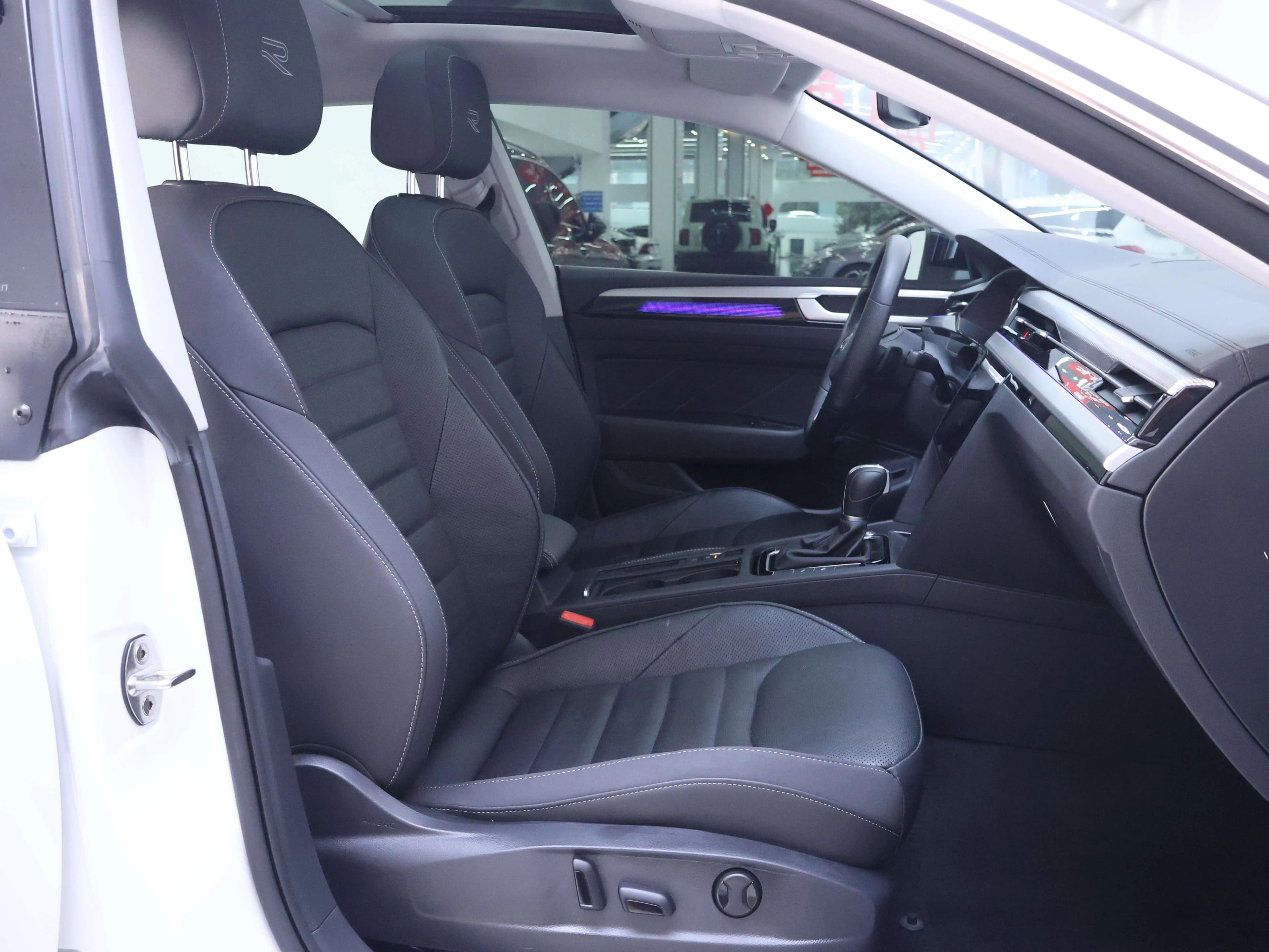 Volkswagen Arteon 2023 г. 25408 км. — фото 17