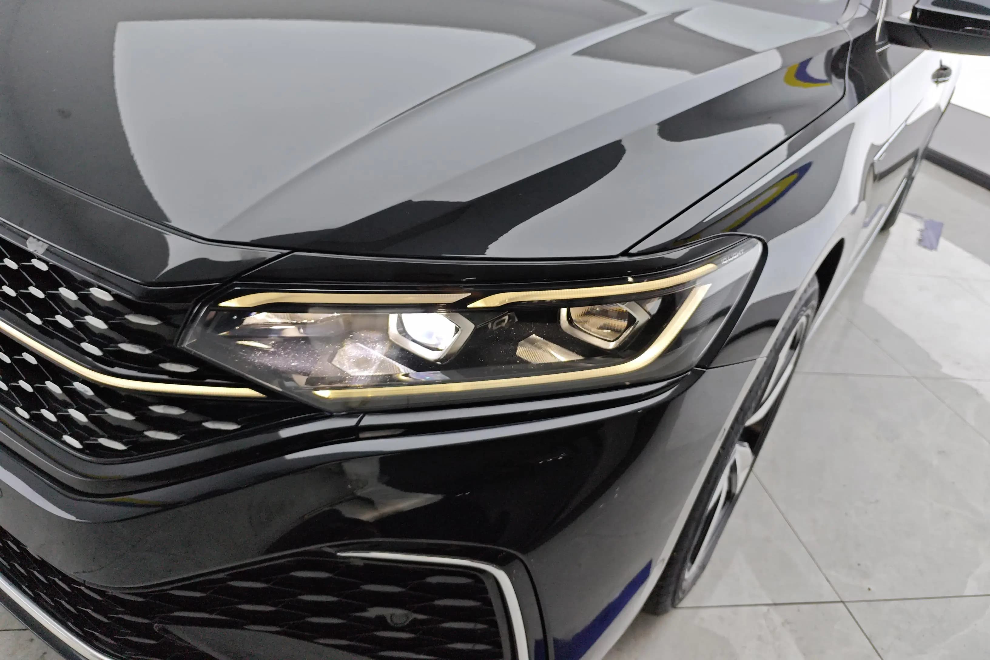 Volkswagen Passat 2022 г. 52515 км. — фото 3