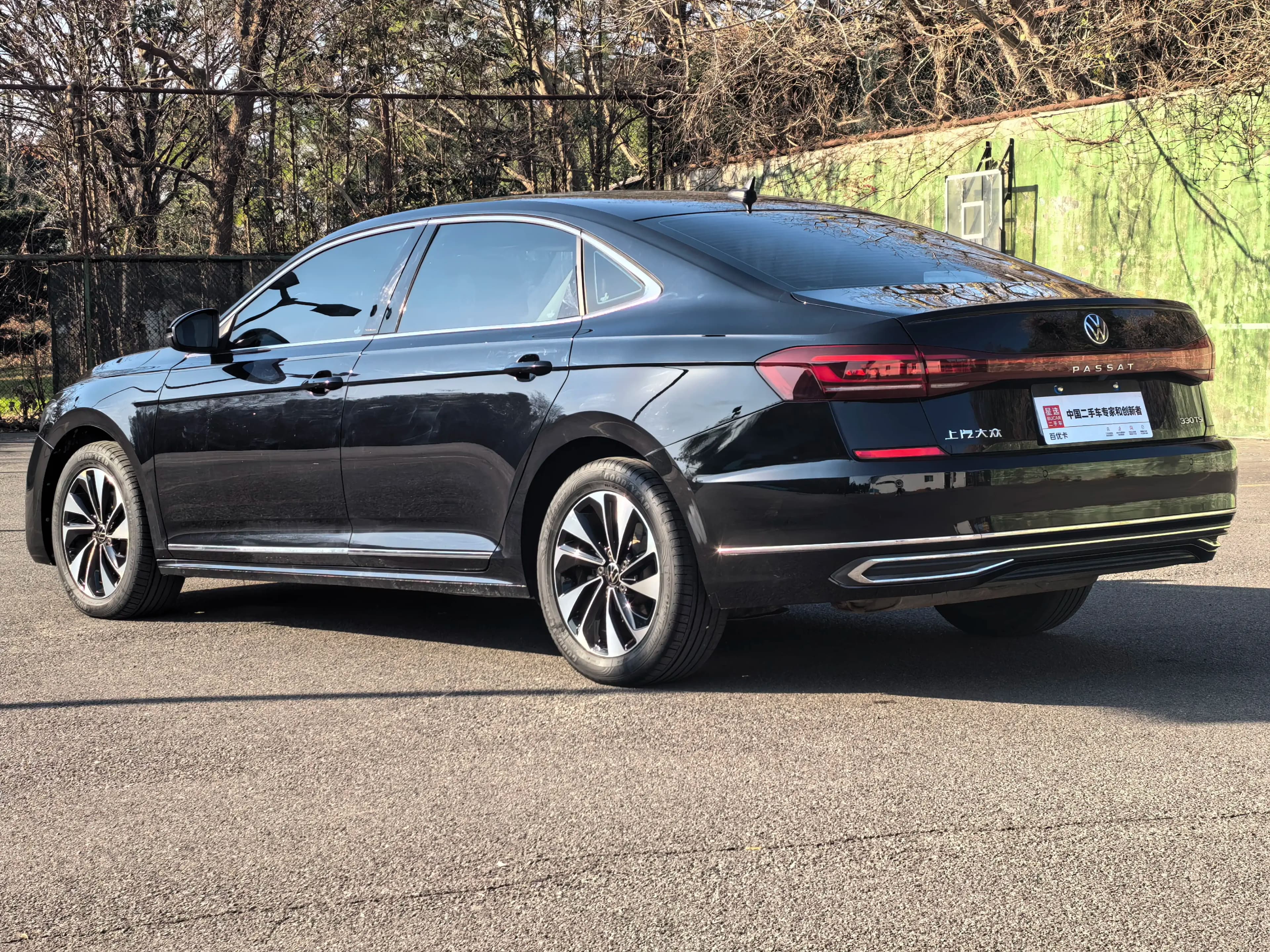 Volkswagen Passat 2023 г. 34118 км. — фото 3