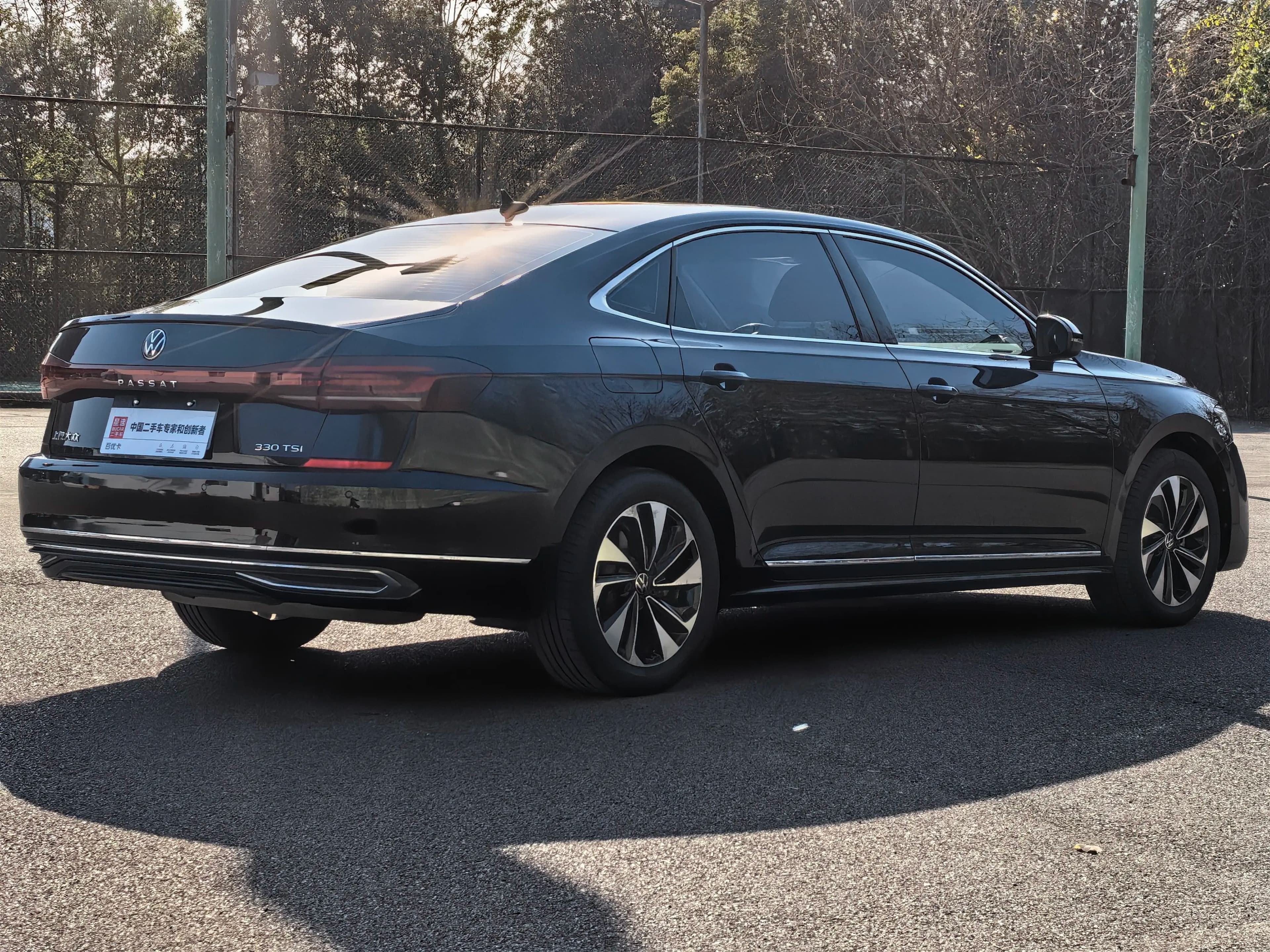 Volkswagen Passat 2023 г. 34118 км. — фото 5