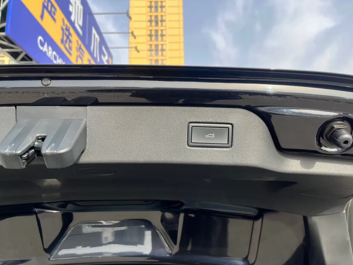 Volkswagen Passat 2024 г. 38020 км. — фото 7