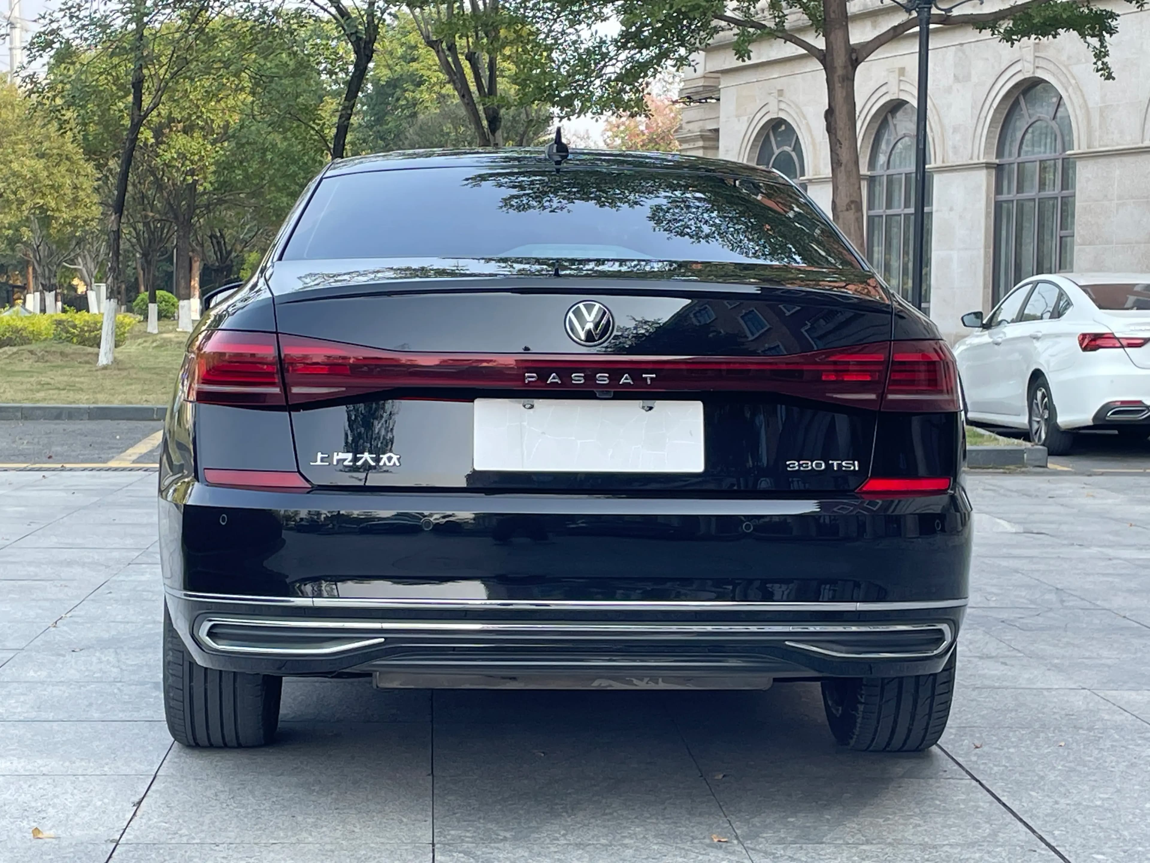Volkswagen Passat 2022 г. 53022 км. — фото 4