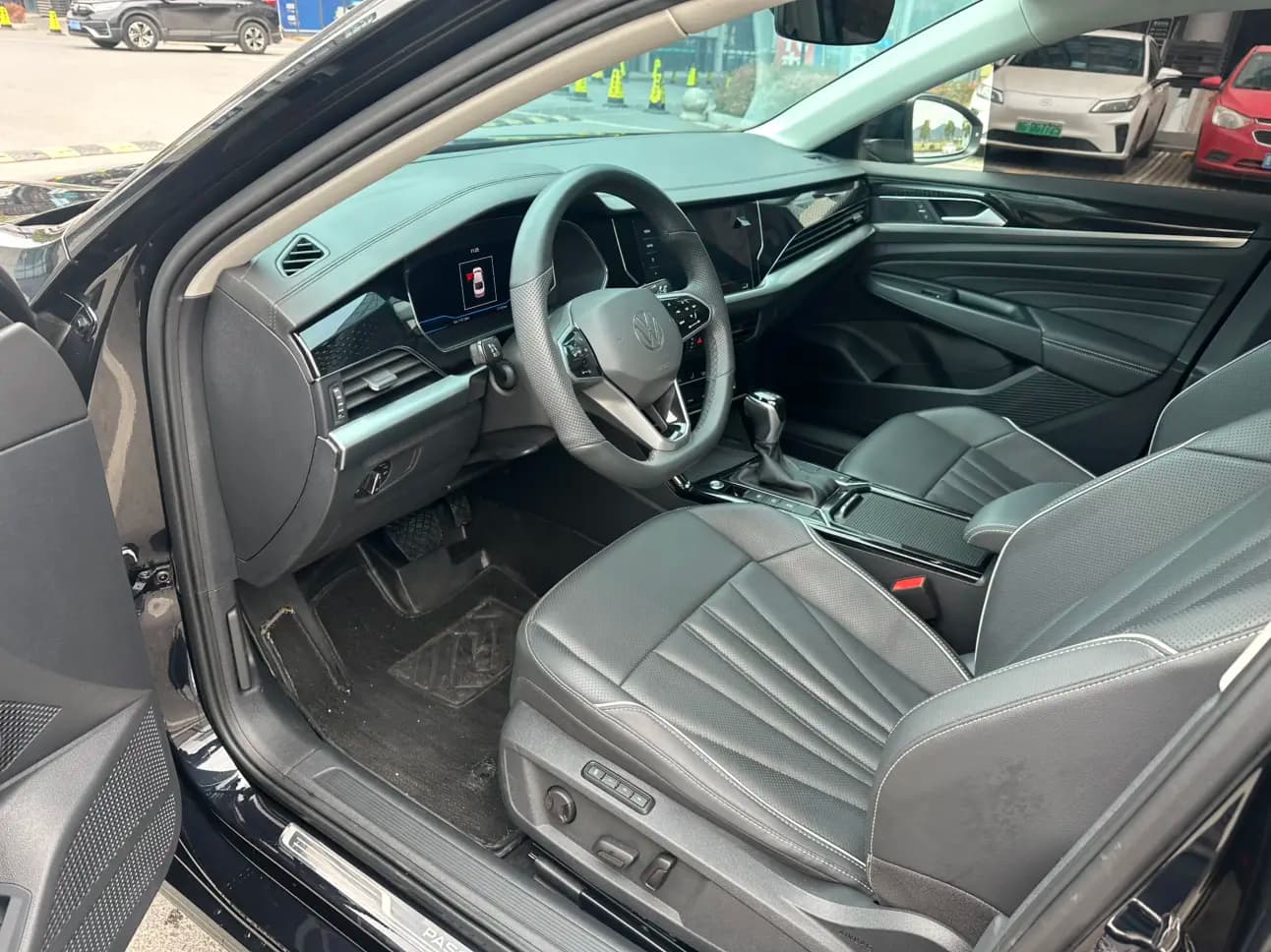 Volkswagen Passat 2024 г. 27024 км. — фото 6