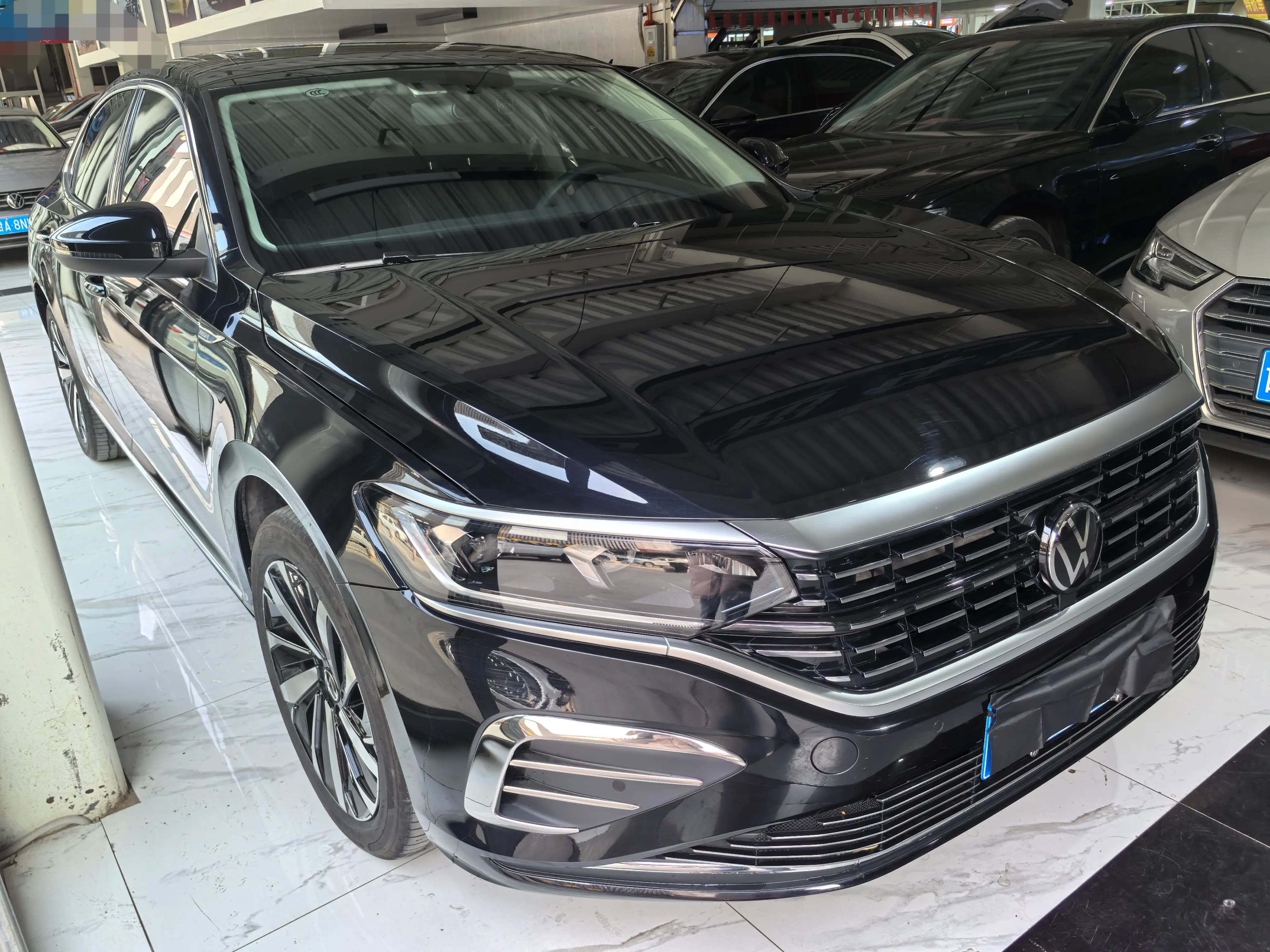 Volkswagen Passat 2024 г. 6025 км. — фото 3