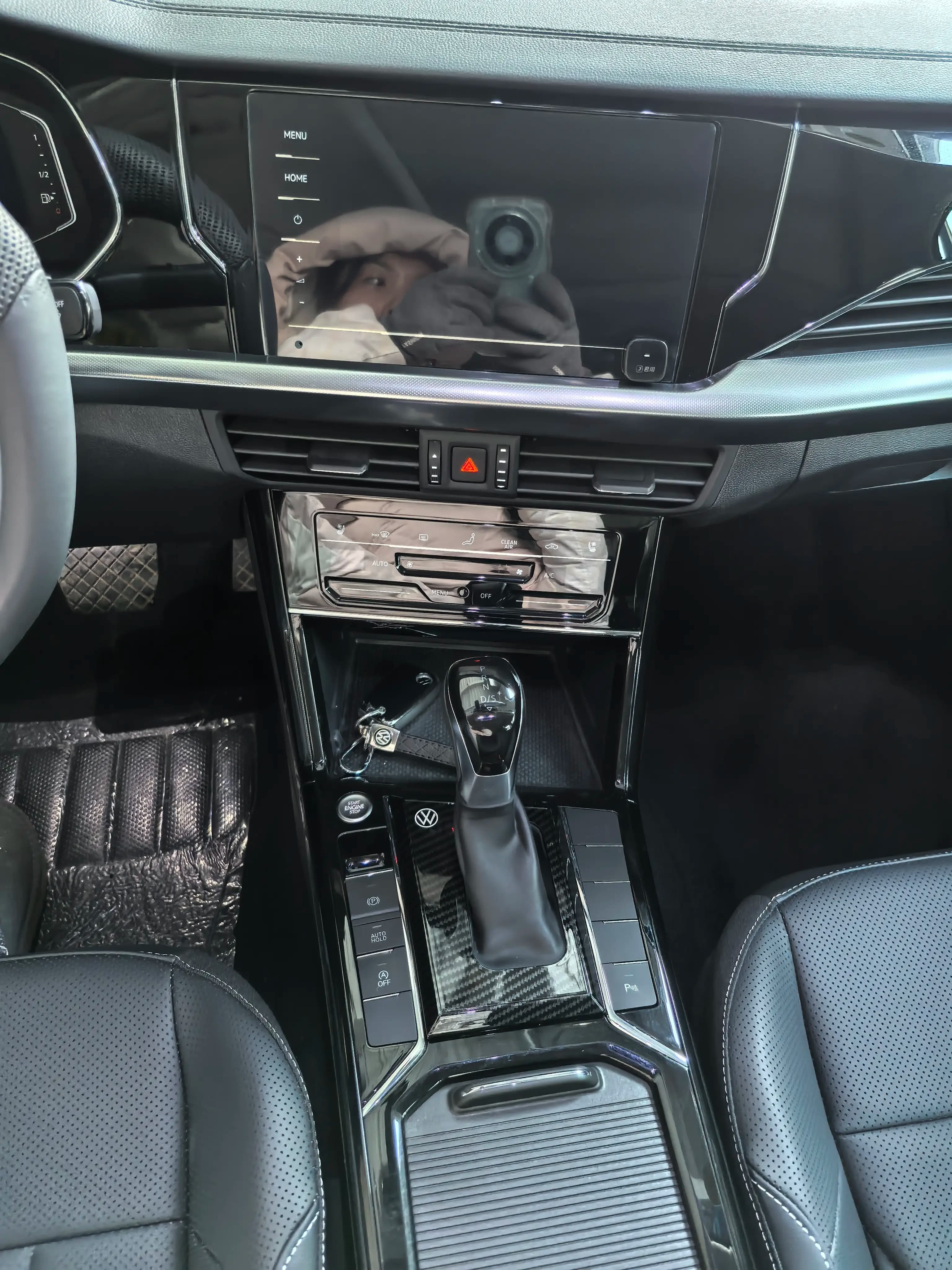 Volkswagen Passat 2024 г. 6025 км. — фото 9
