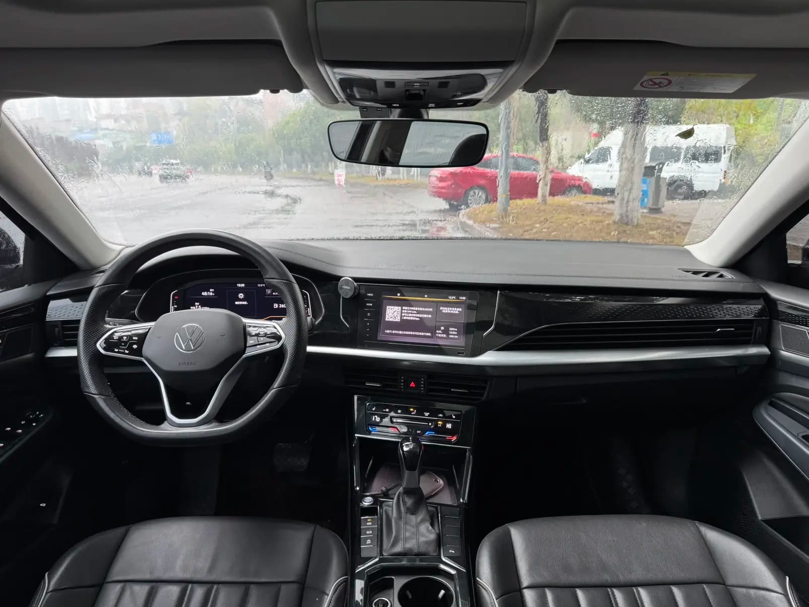 Volkswagen Passat 2023 г. 77026 км. — фото 7
