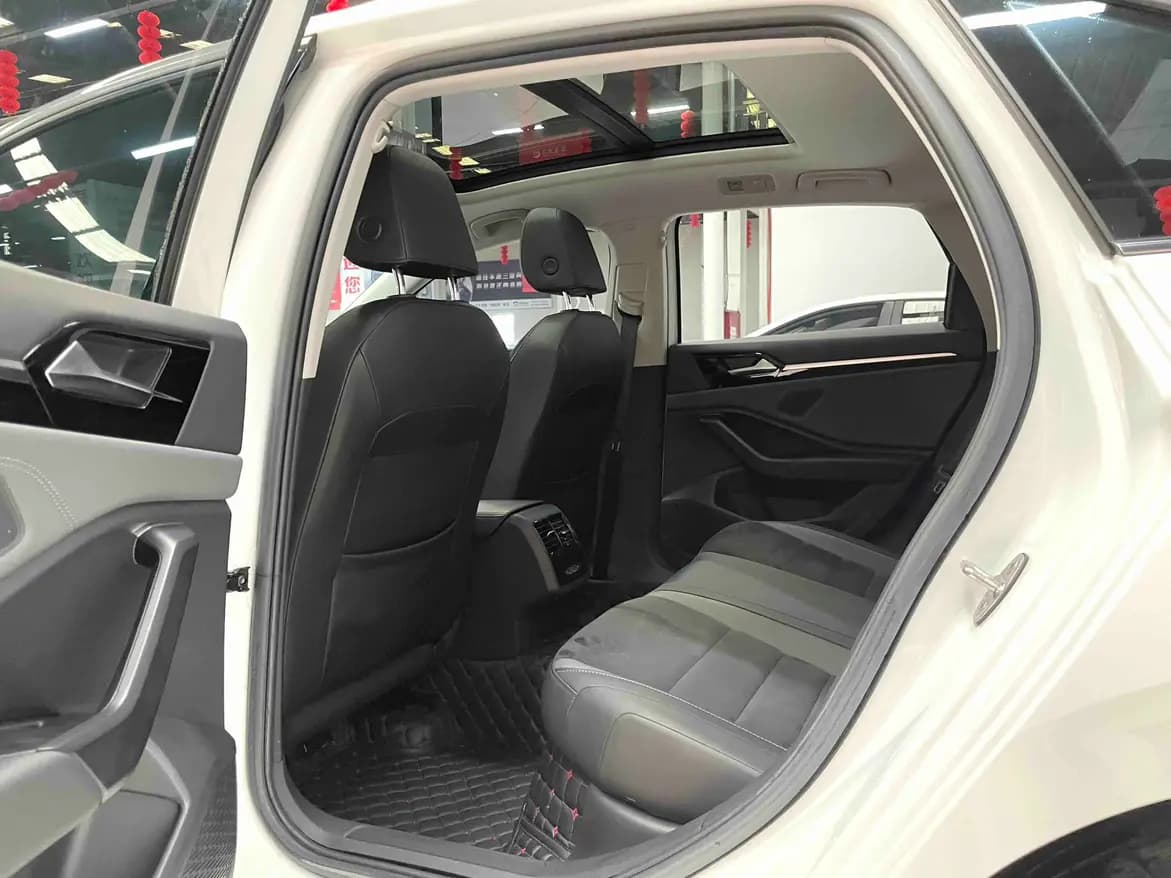 Volkswagen Sagitar 2022 г. 28523 км. — фото 13