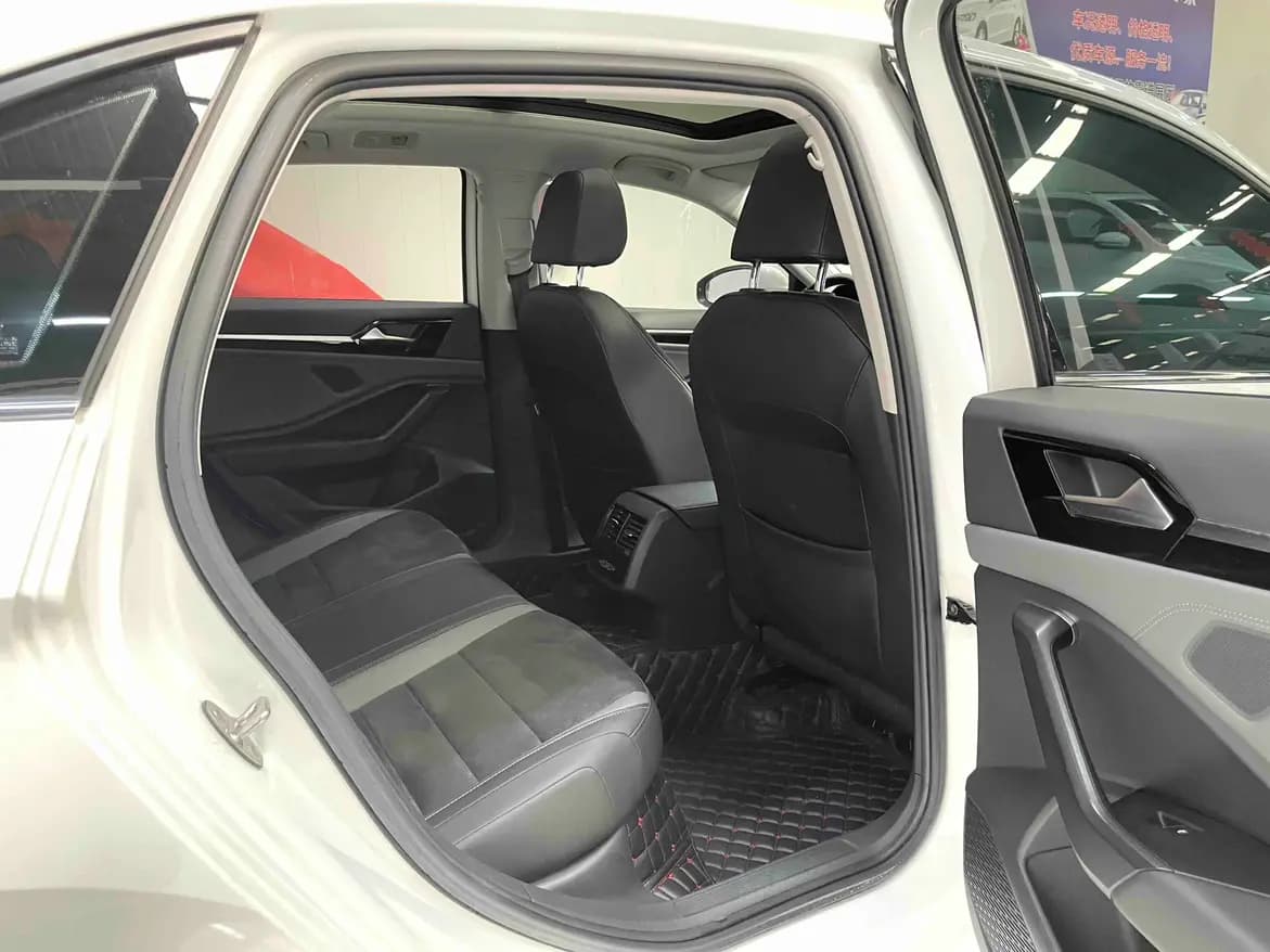 Volkswagen Sagitar 2022 г. 28523 км. — фото 14