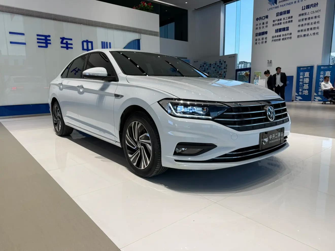 Volkswagen Sagitar 2021 г. 73111 км. — фото 3