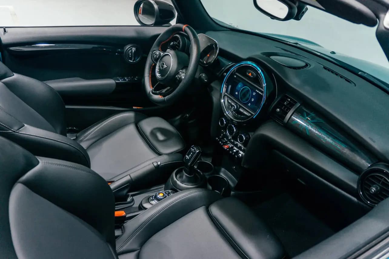 MINI  2021 г. 56000 км. — фото 17