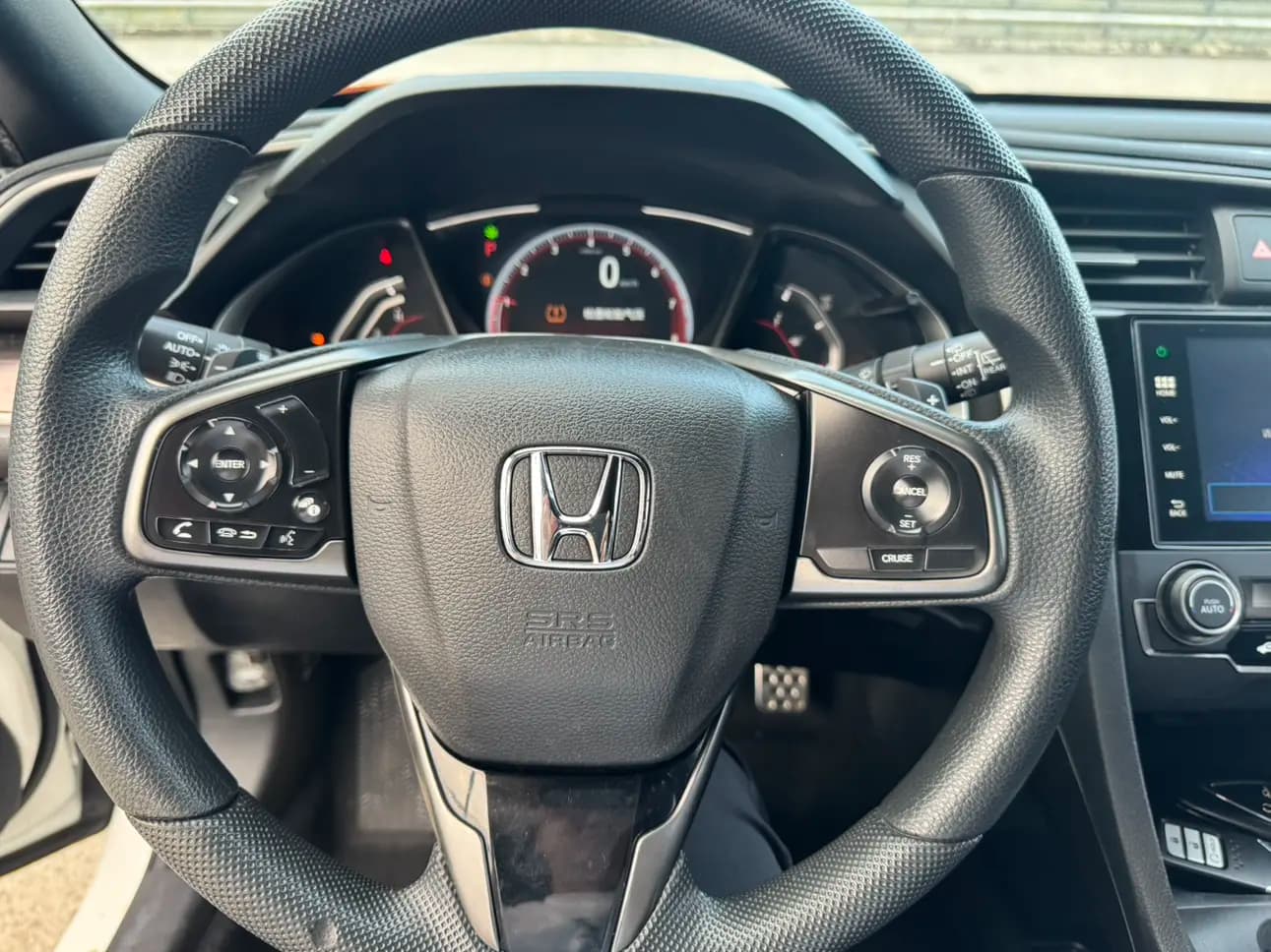 Honda Civic 2022 г. 75008 км. — фото 11
