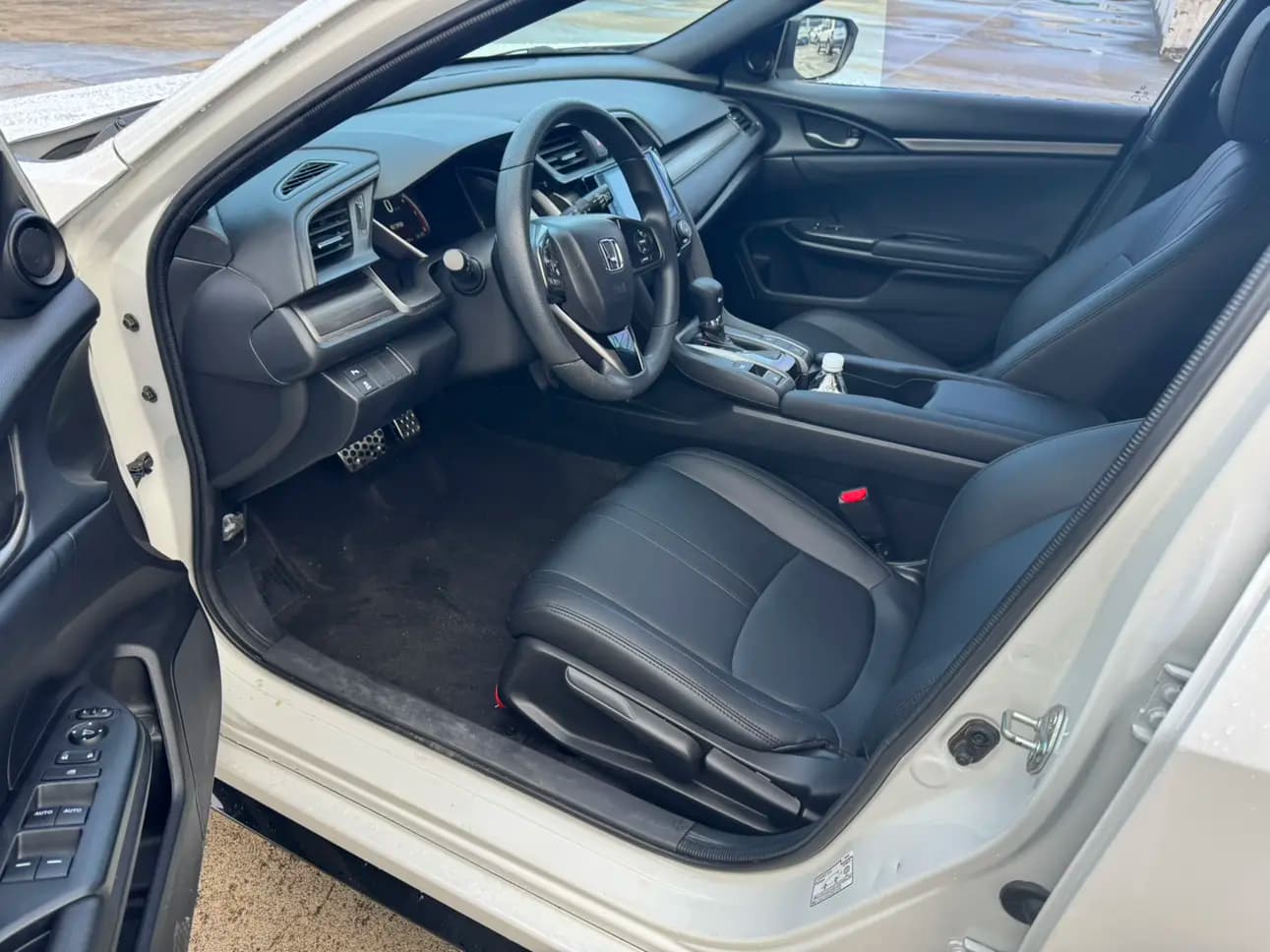 Honda Civic 2022 г. 75008 км. — фото 13