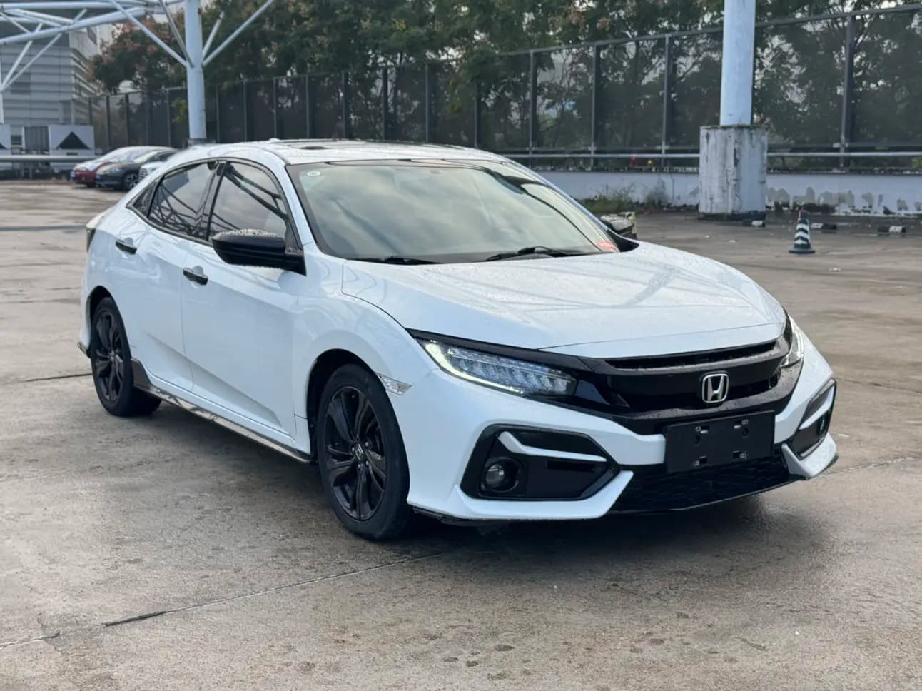 Honda Civic 2022 г. 75008 км. — фото 3