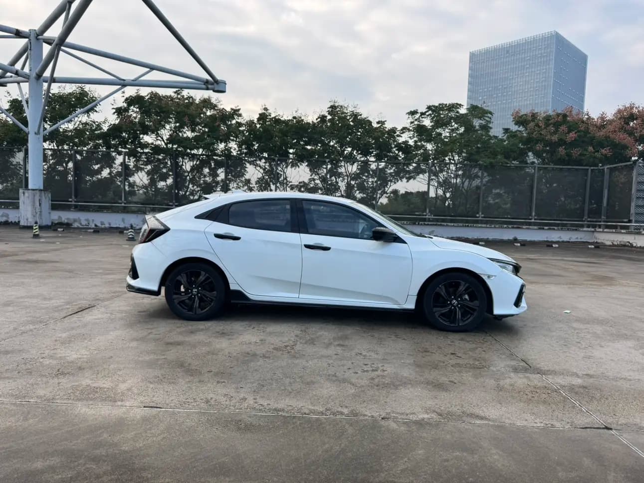 Honda Civic 2022 г. 75008 км. — фото 7