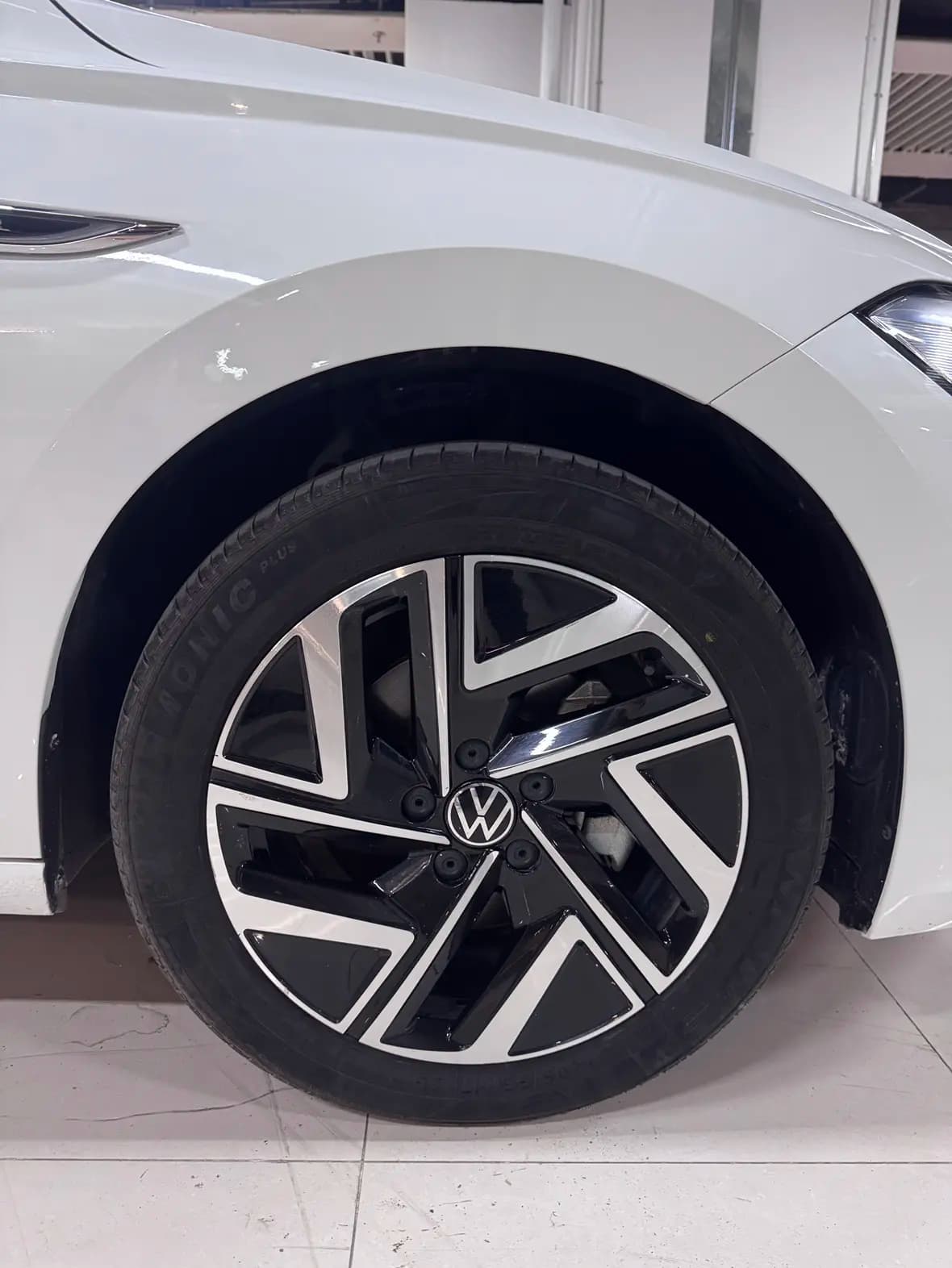 Volkswagen Sagitar 2023 г. 59135 км. — фото 3