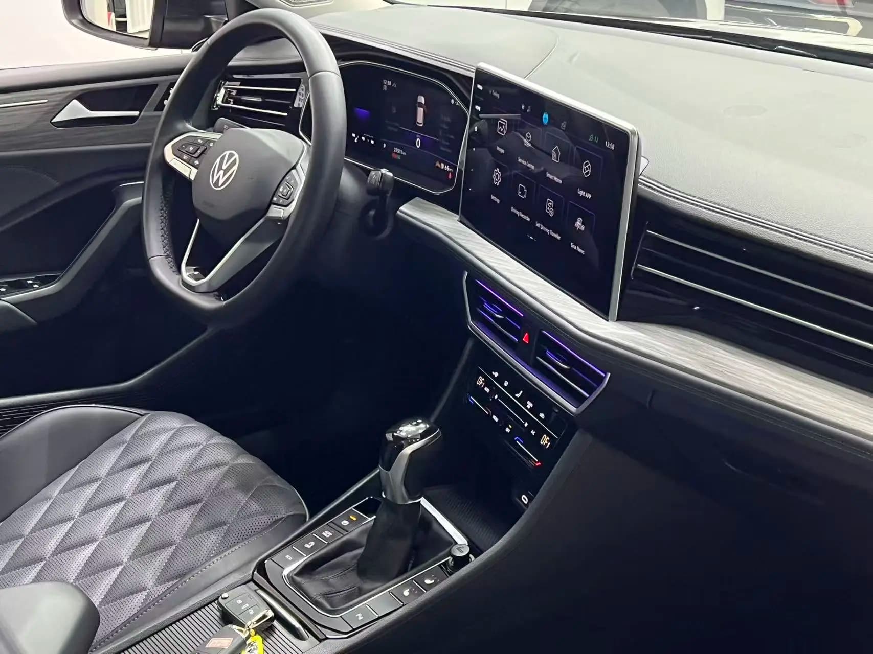 Volkswagen Sagitar 2022 г. 27140 км. — фото 15