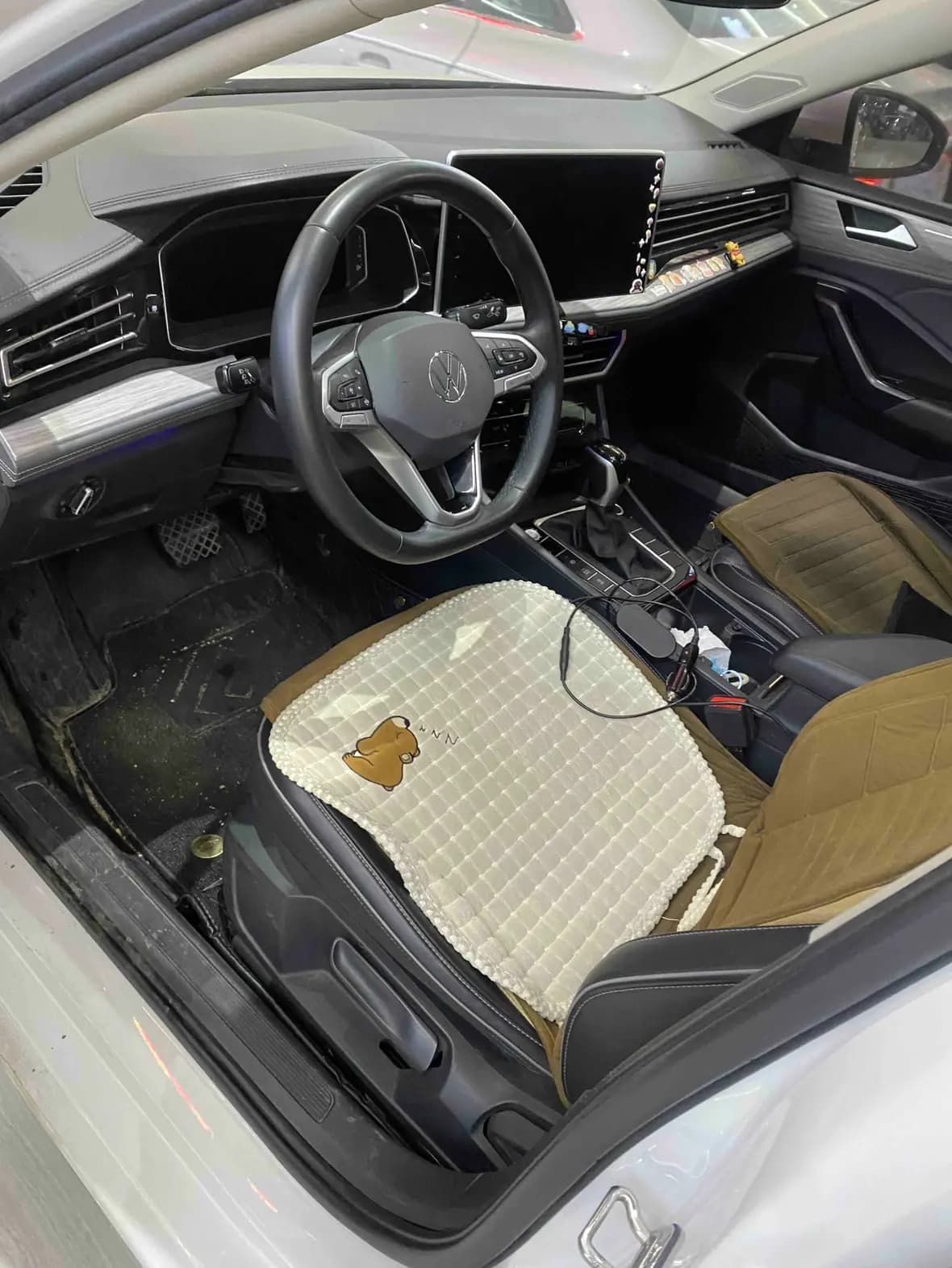 Volkswagen Sagitar 2023 г. 67141 км. — фото 4