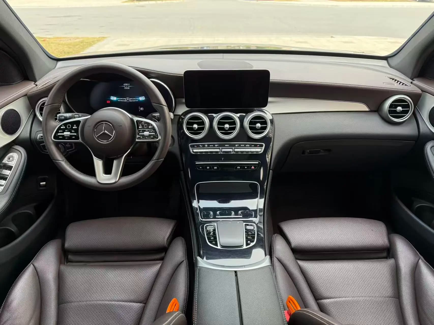 Mercedes-Benz GLC 2021 г. 70065 км. — фото 7
