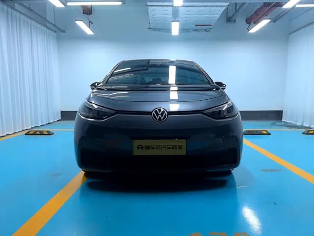 Volkswagen ID.3 2024 г. 40900 км. — фото 2