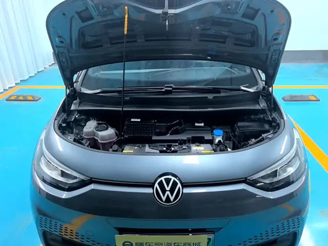 Volkswagen ID.3 2024 г. 40900 км. — фото 6