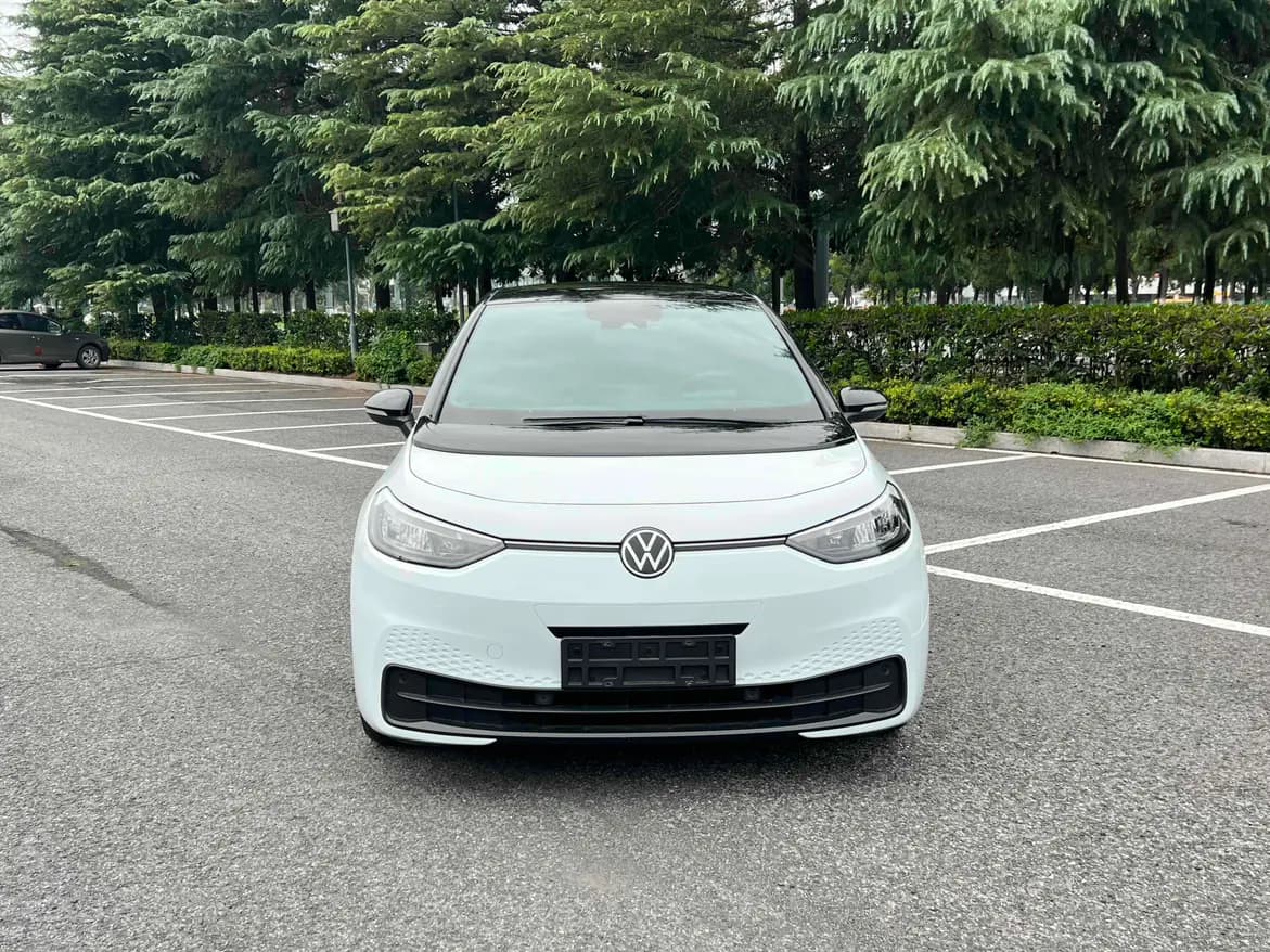 Volkswagen ID.3 2022 г. 39000 км. — фото 2