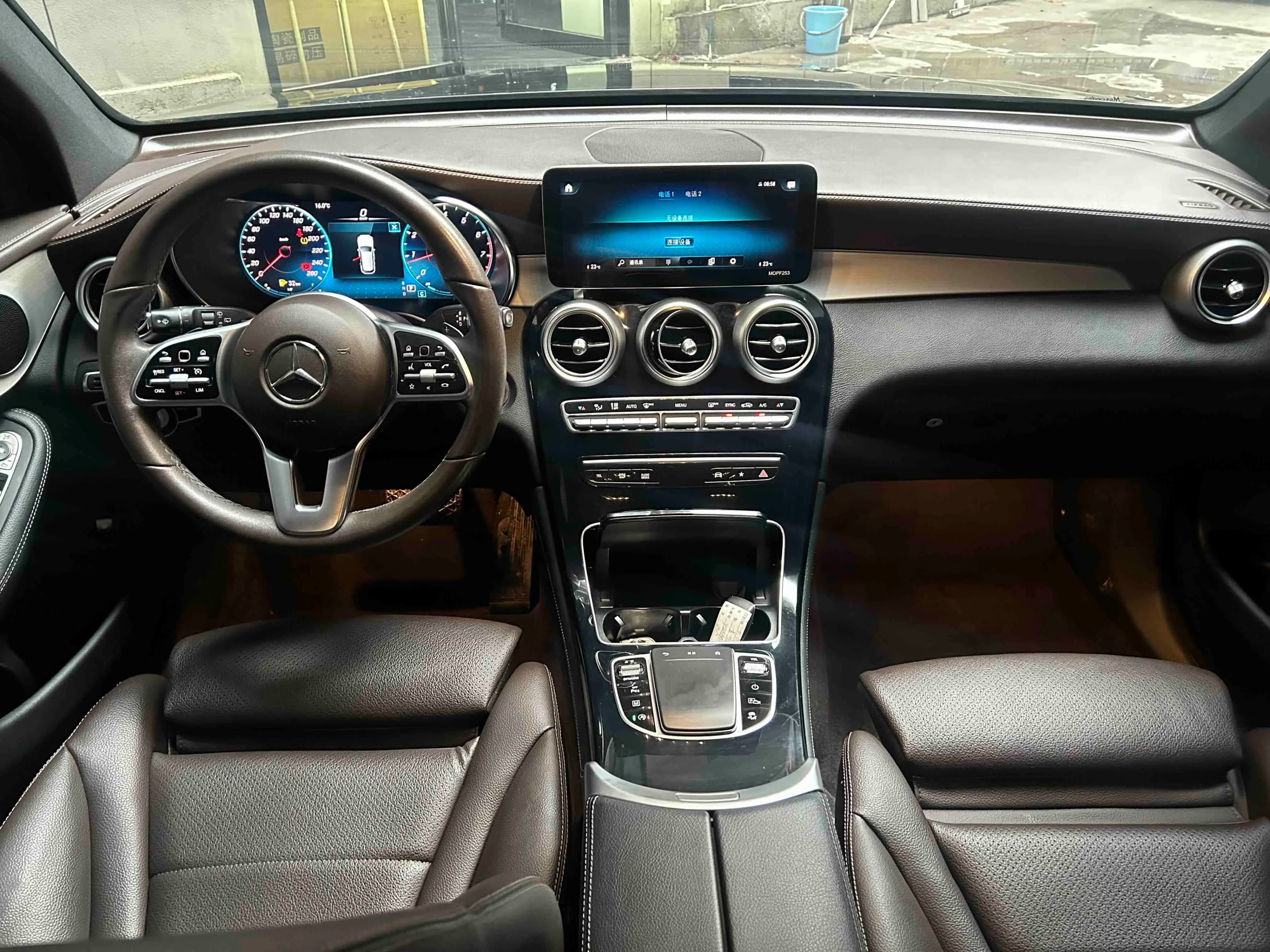 Mercedes-Benz GLC 2021 г. 43066 км. — фото 13