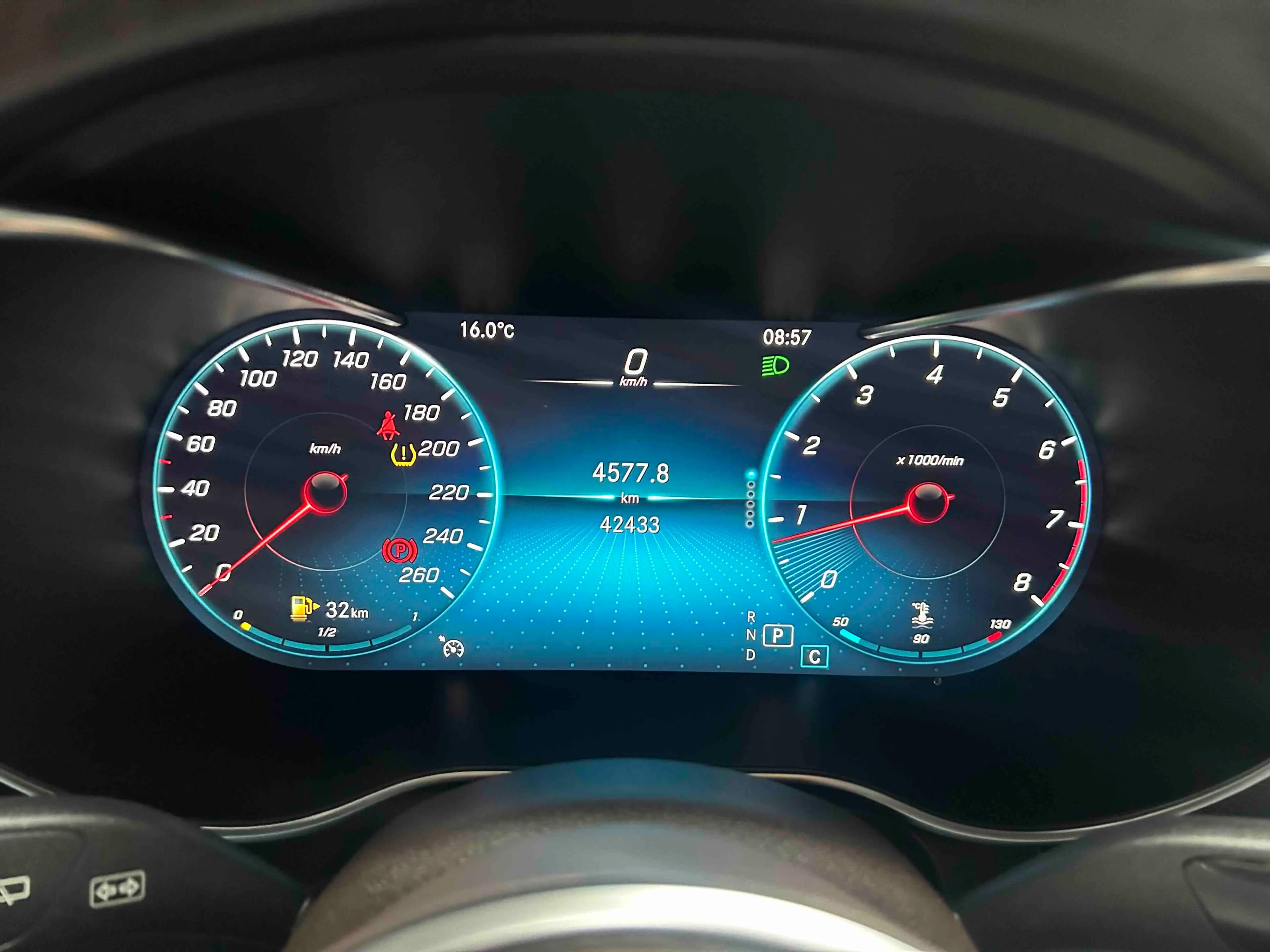 Mercedes-Benz GLC 2021 г. 43066 км. — фото 14