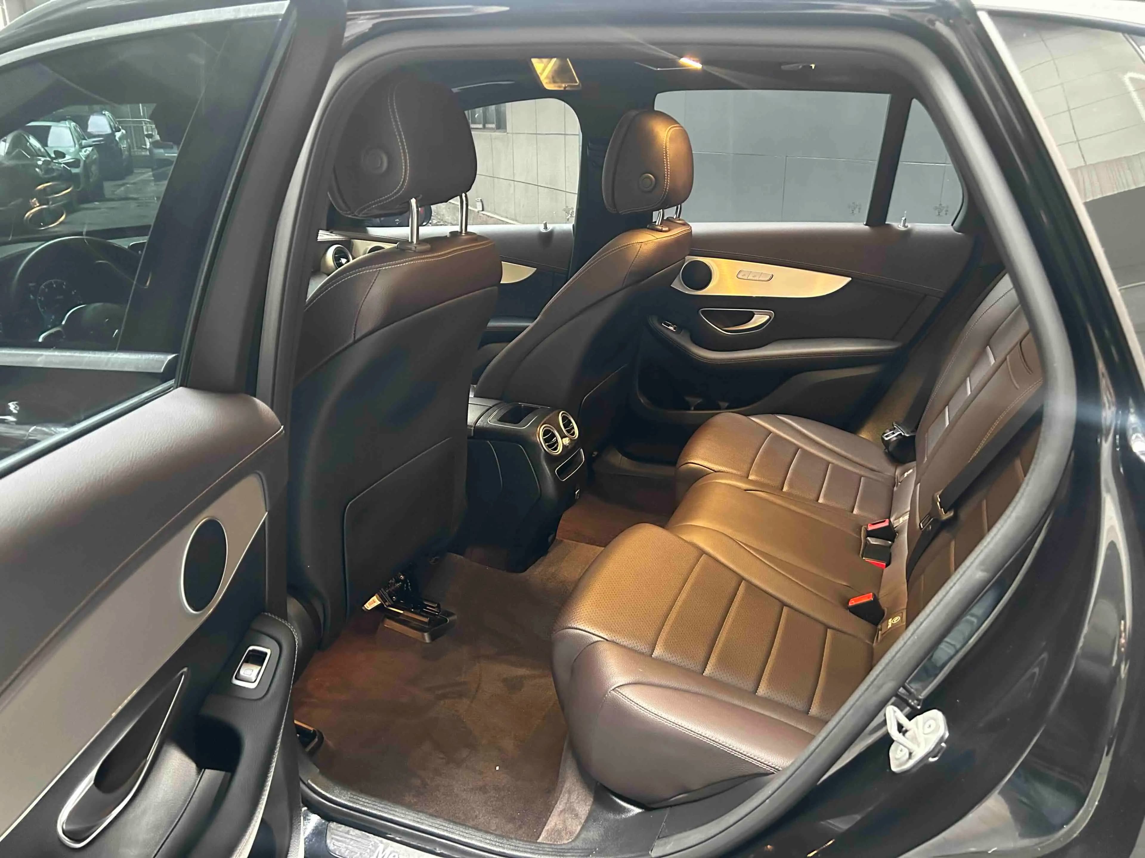 Mercedes-Benz GLC 2021 г. 43066 км. — фото 19